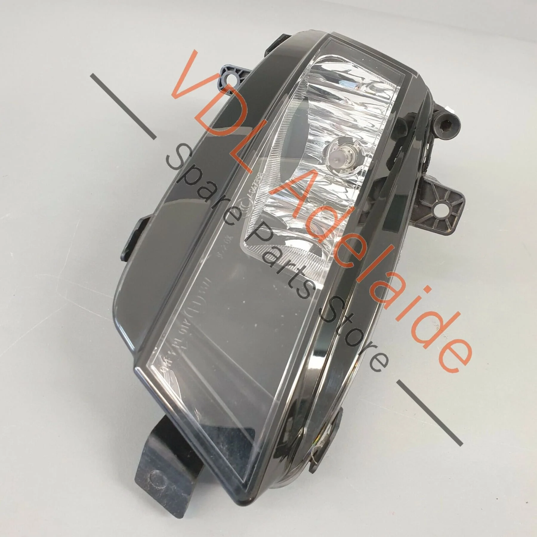 VW Golf MK7 Wagon Left Halogen Fog Light With Static Cornering Light 5G0941661D - Image 3