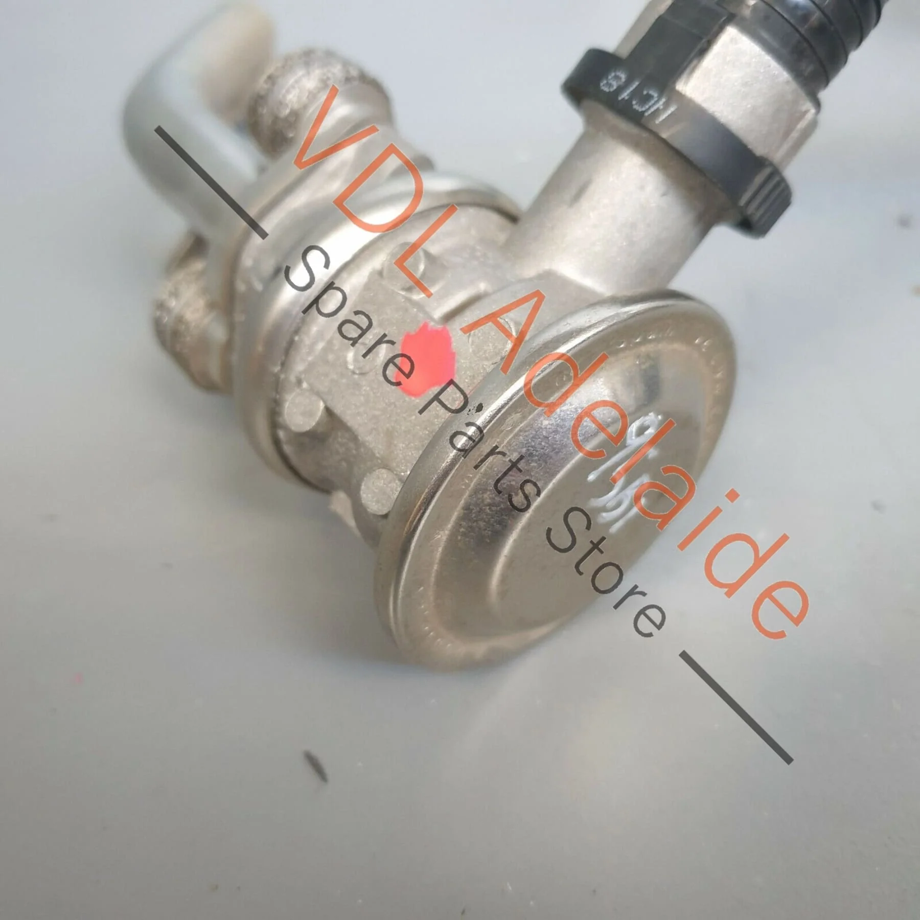 Porsche Macan 95B Secondary Air Pump Connector Pipe & Valves Left & Right - Image 3