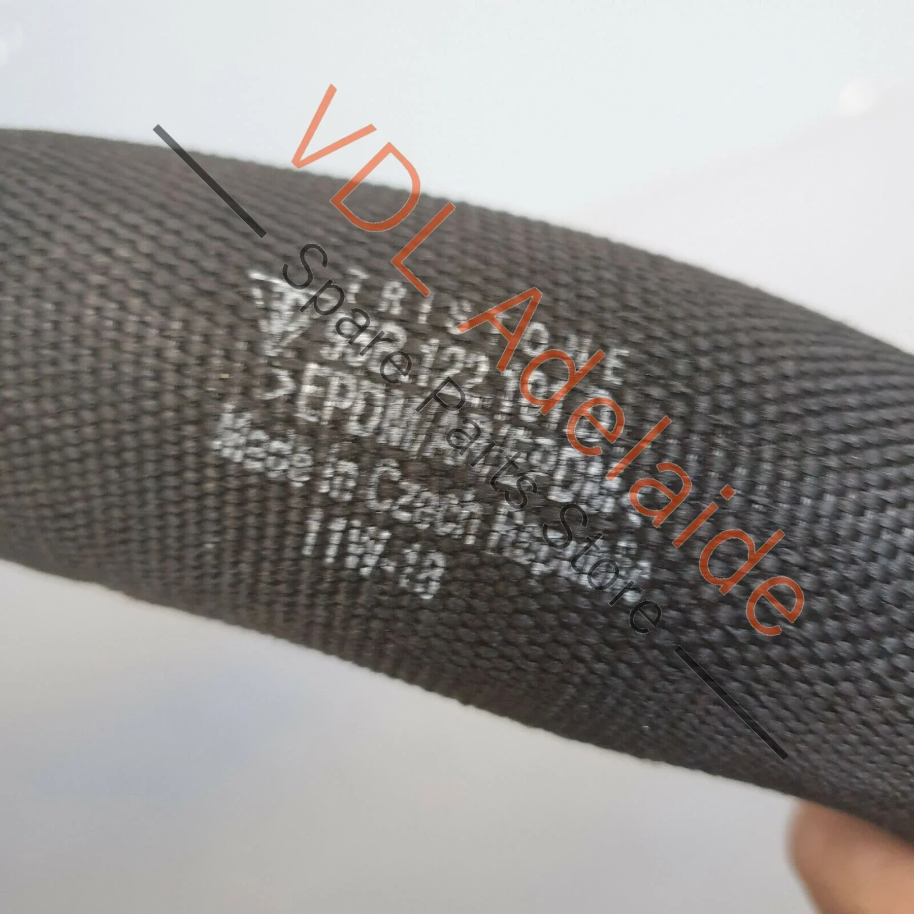Porsche Macan 95B GTS 3.0L V6 Left Side Radiator Hose Coolant Pipe 95B122101D - Image 3