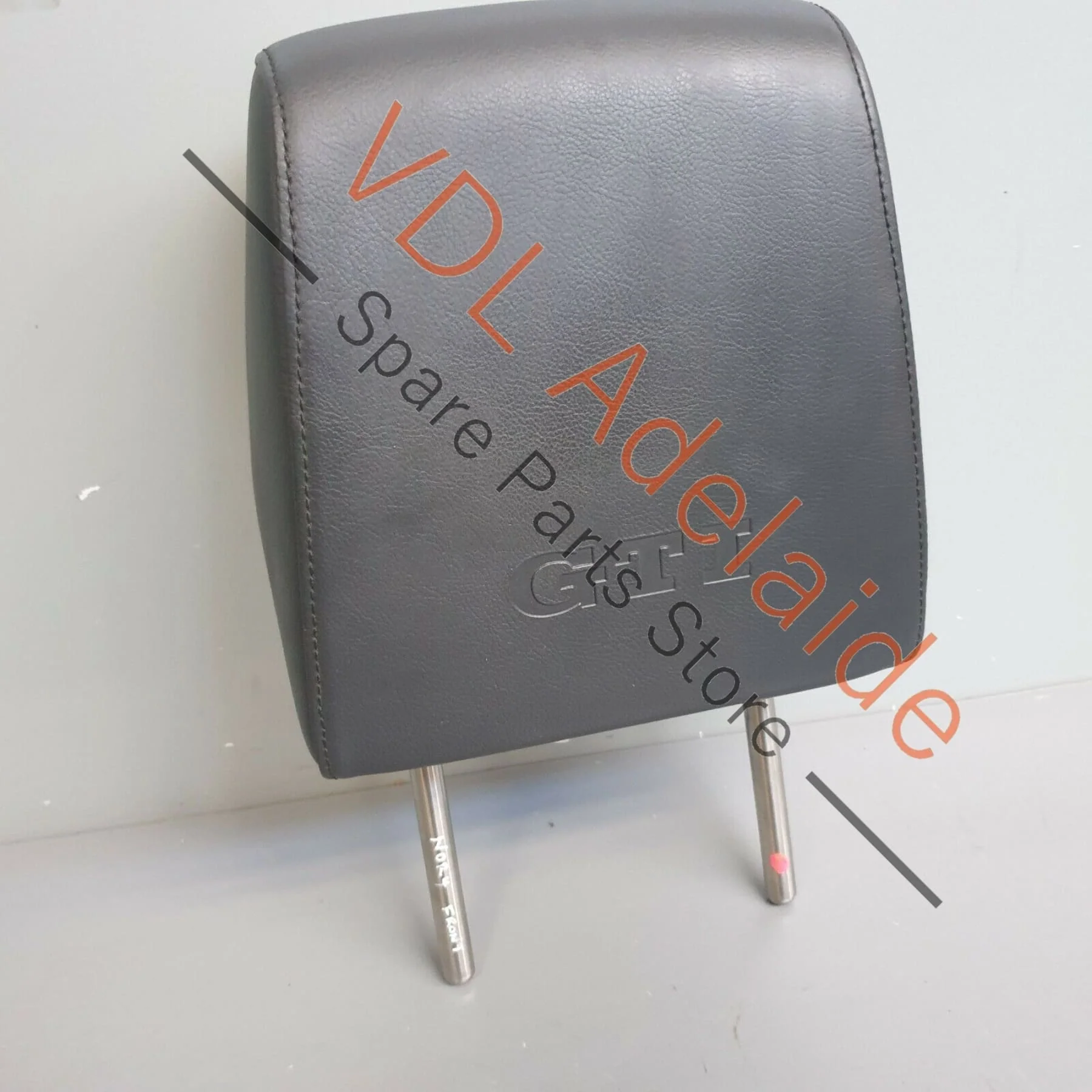 Volkswagen VW Golf GTi Mk6 Front Seat Black Leather Head Rest for Left or Right - Image 3