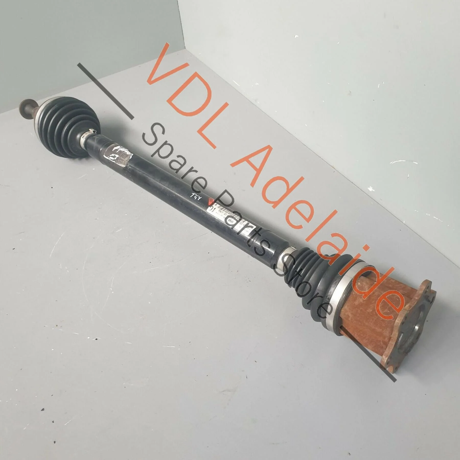 VW Golf MK7 2.0 Diesel RHS Right Front Driveshaft Axle CV 5Q0407272J