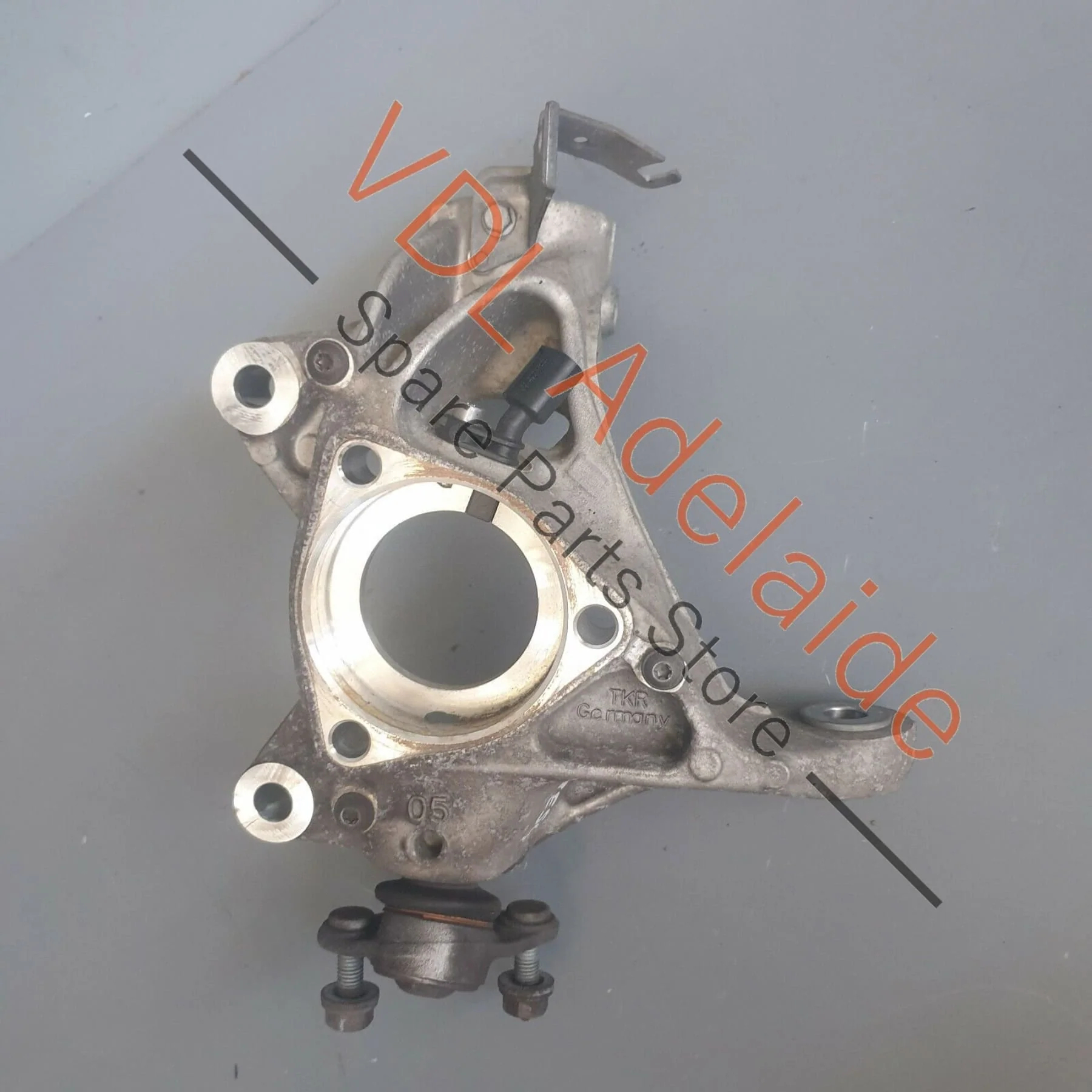 VW Tiguan MQB Mk2 Front LHS Left Wheel Bearing Housing Carrier Hub Knuckle - Image 5