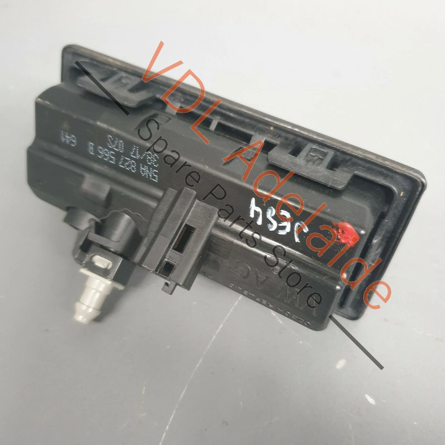 Genuine OEM VW Tiguan MQB Mk2 Reverse Camera for Rear Hatch Boot - Image 5