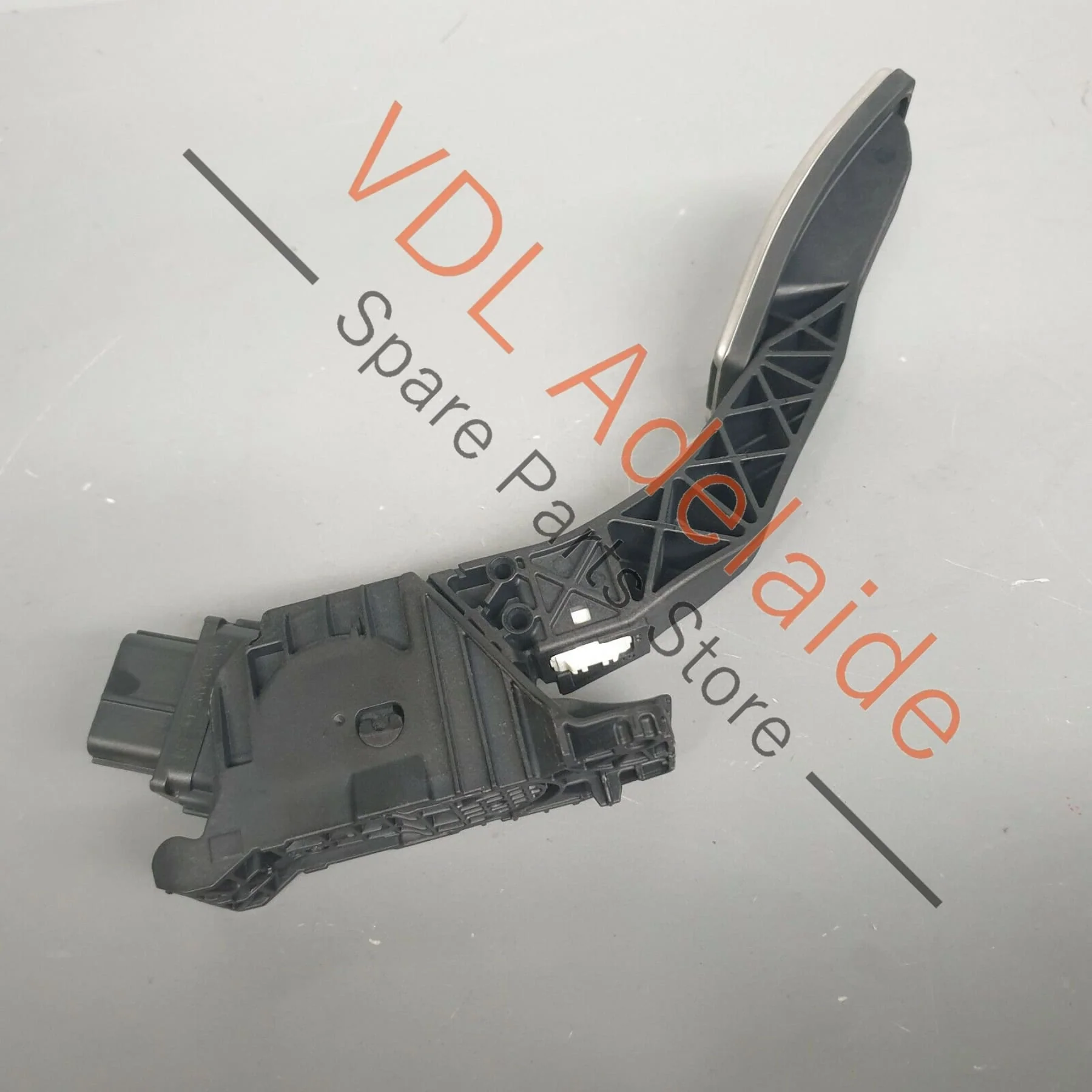 VW Tiguan MQB Mk2 Accelerator Gas Throttle Pedal 5Q2723503D - Image 4