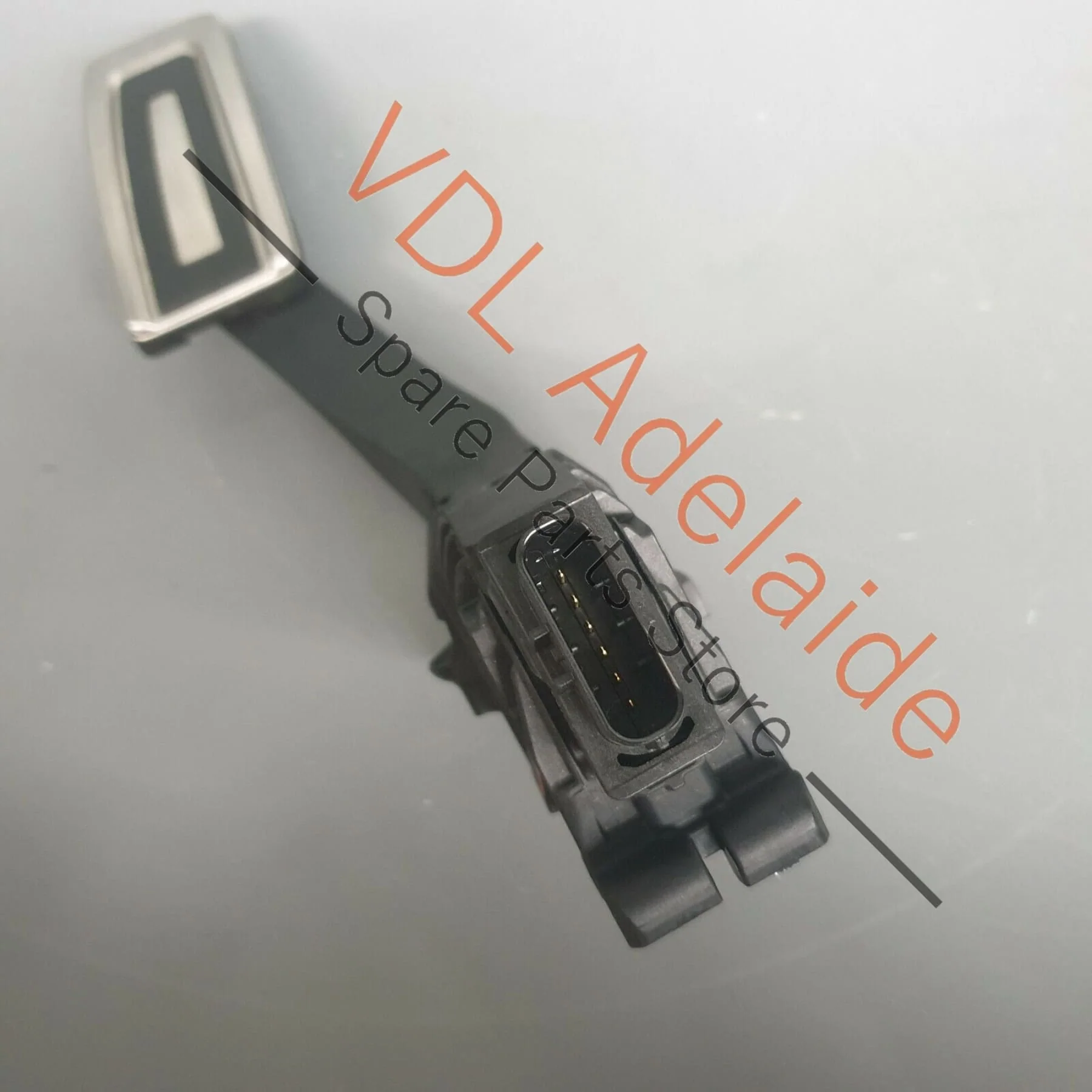 VW Tiguan MQB Mk2 Accelerator Gas Throttle Pedal 5Q2723503D - Image 5