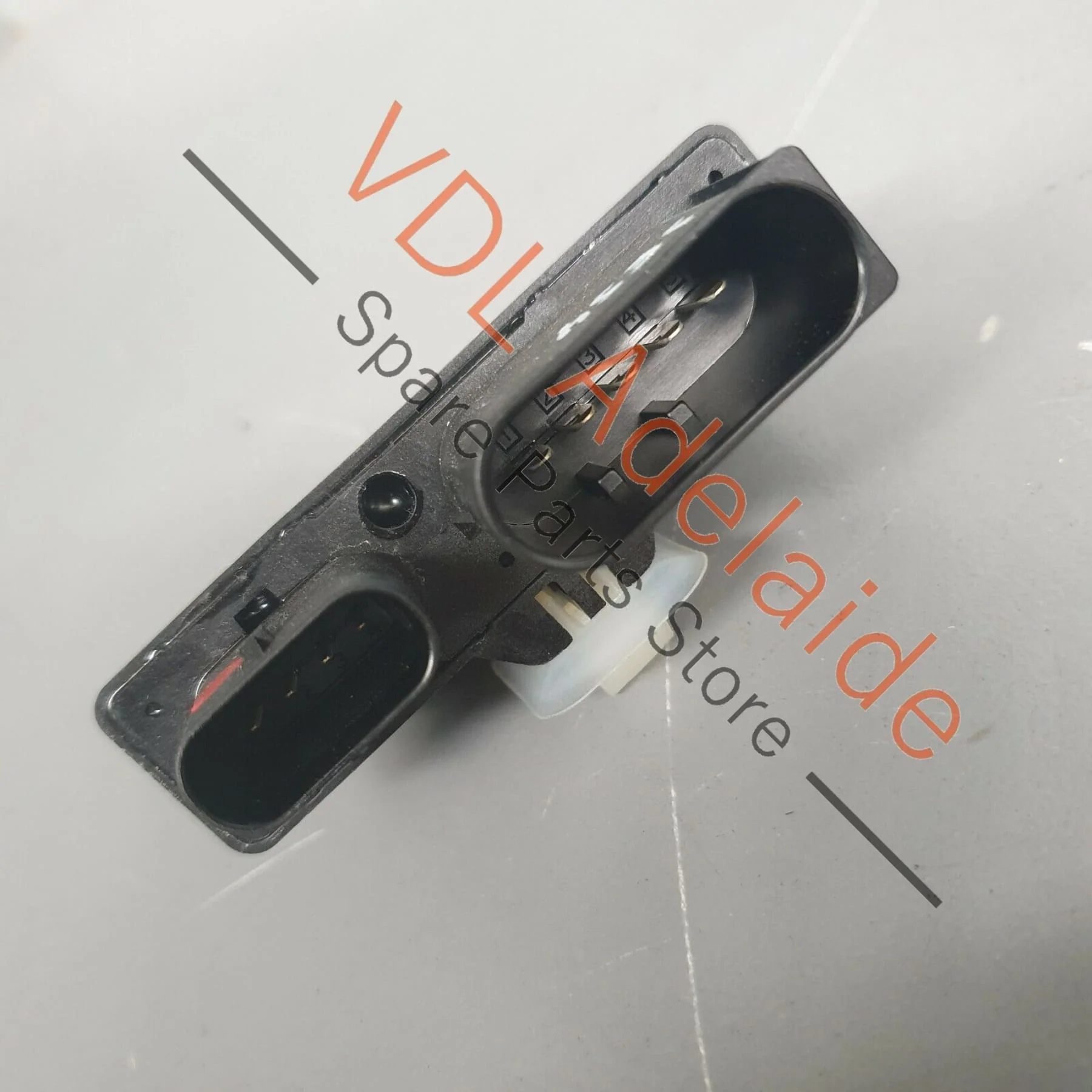 VW Tiguan MQB Mk2 Adblue Relay Control Module 7N0941329 - Image 5