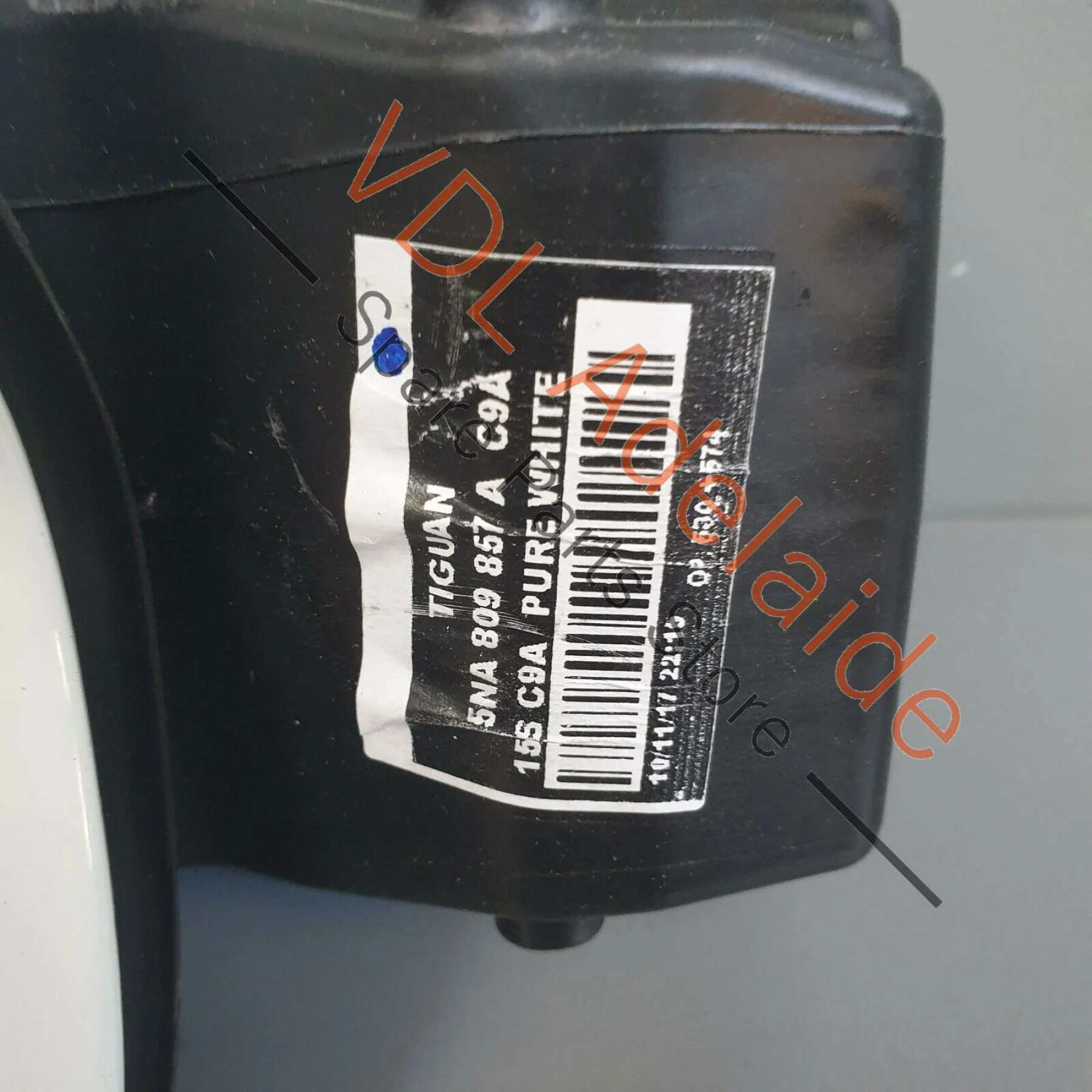 VW Tiguan MQB Mk2 Fuel Filler Door Flap Lid Flap White 5NA809857A - Image 8