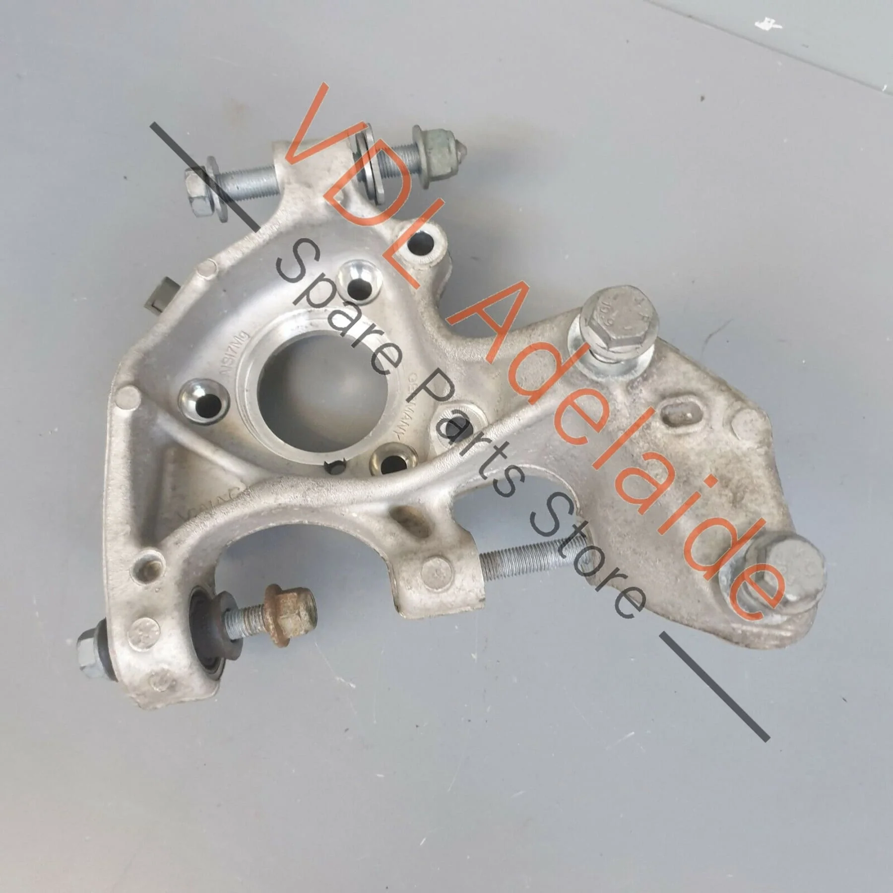 VW Tiguan MQB Mk2 Rear Left Wheel Bearing Housing Knuckle Suspension 5QF505436F - Image 2