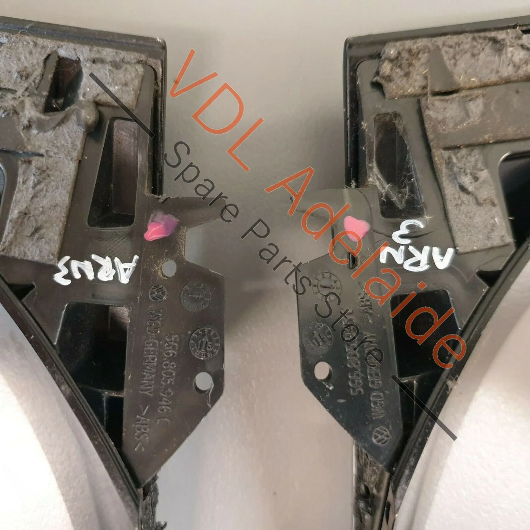 VW Golf R MK7 Genuine Vertical Tailgate Lid Spoiler Side Trim Pair Black - Image 3