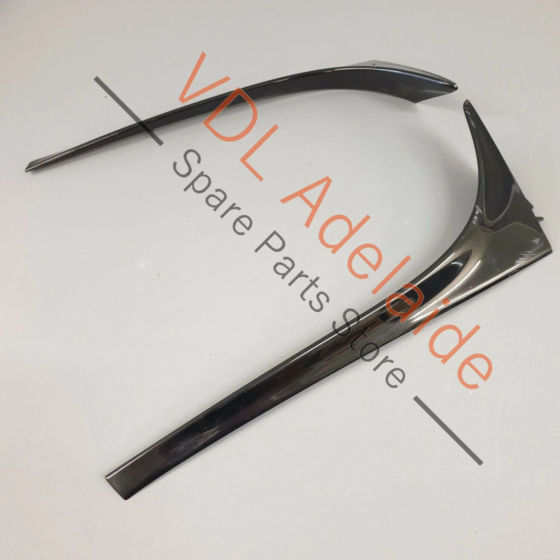 VW Golf R MK7 Genuine Vertical Tailgate Lid Spoiler Side Trim Pair Black - Image 5