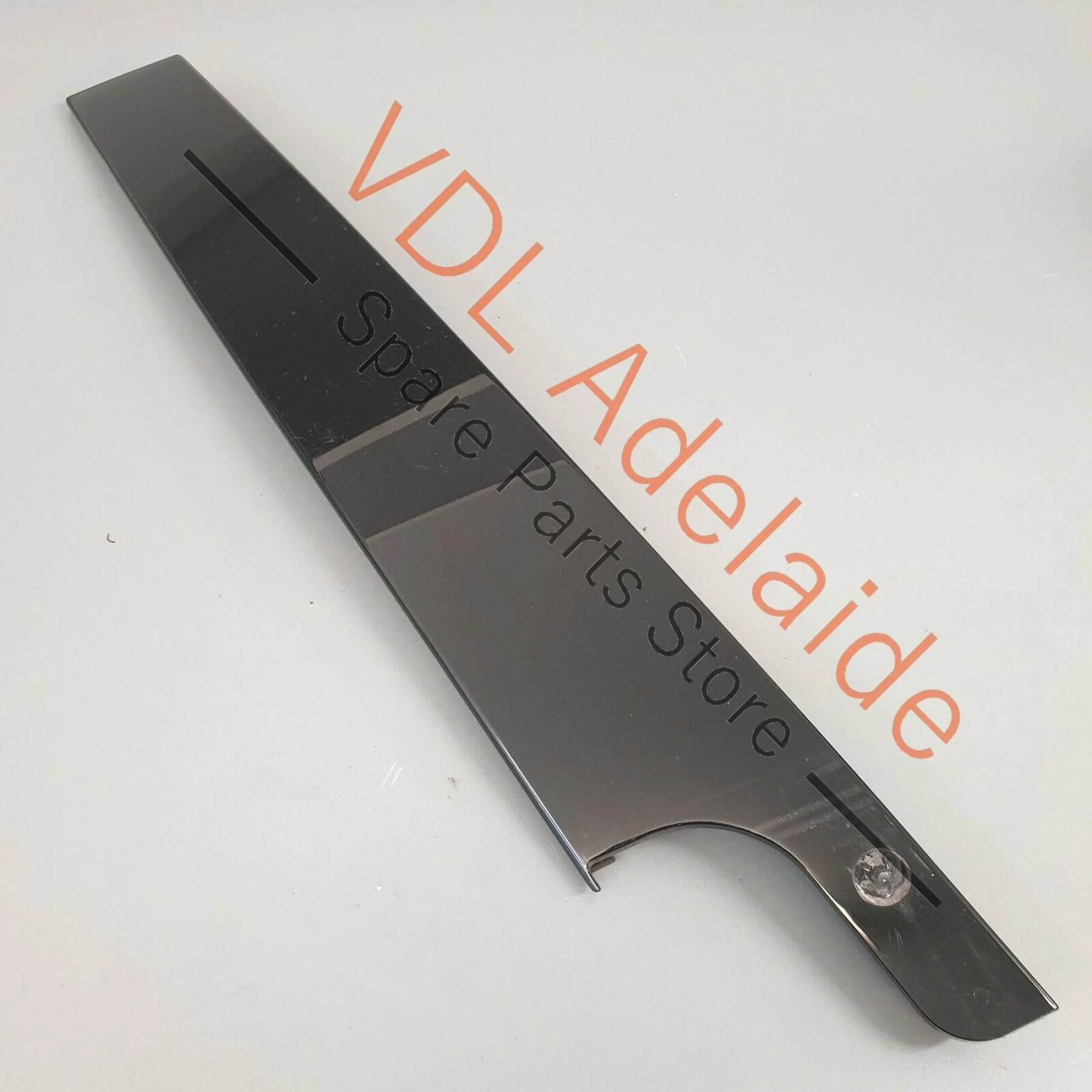 VW Golf R MK7 Exterior Door Window Frame Trim Right Front B-Pillar 5G4837890B