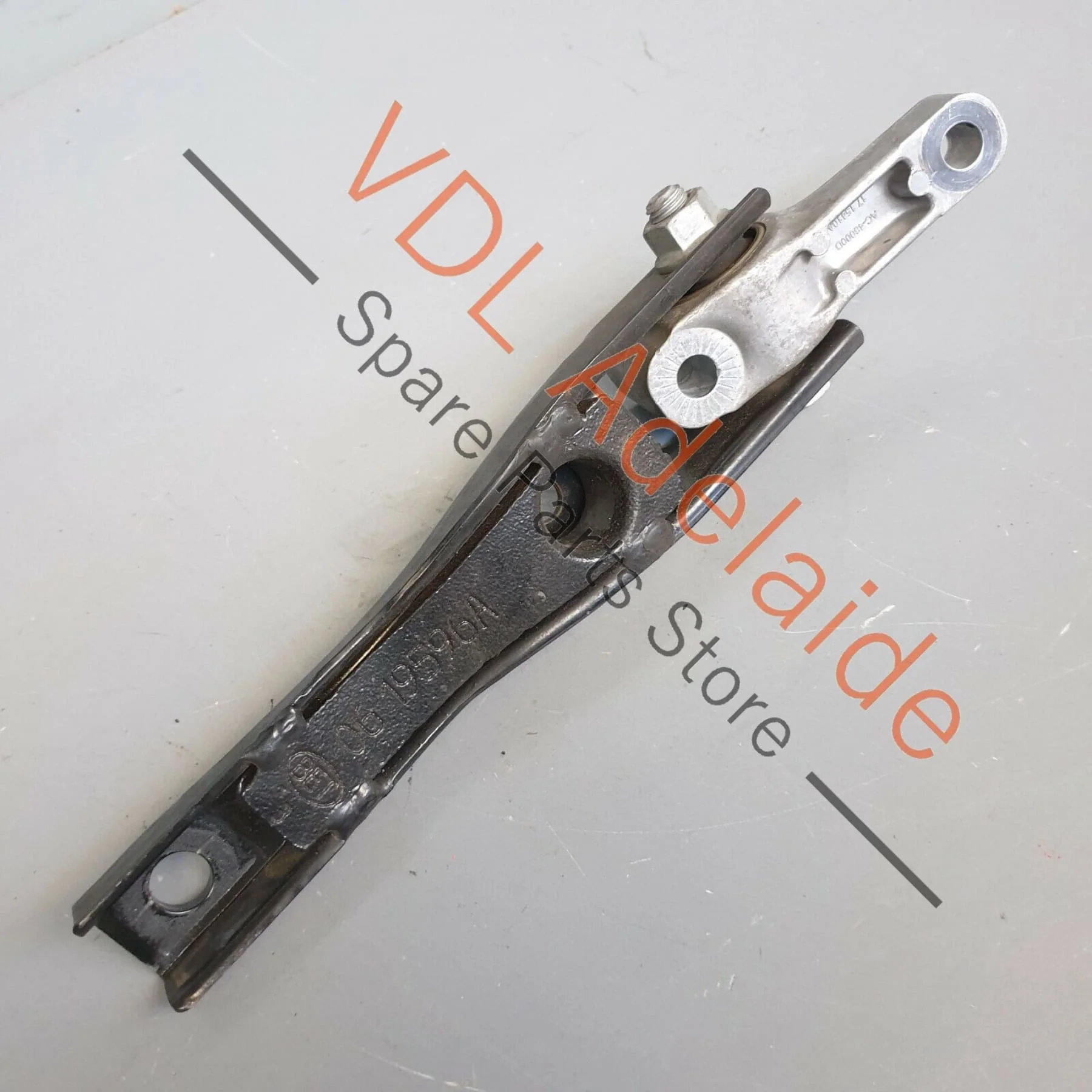 VW Golf MK7 1.6-2.0L TDI Diesel Lower Pendulum Mount Support 5Q0199855 - Image 6