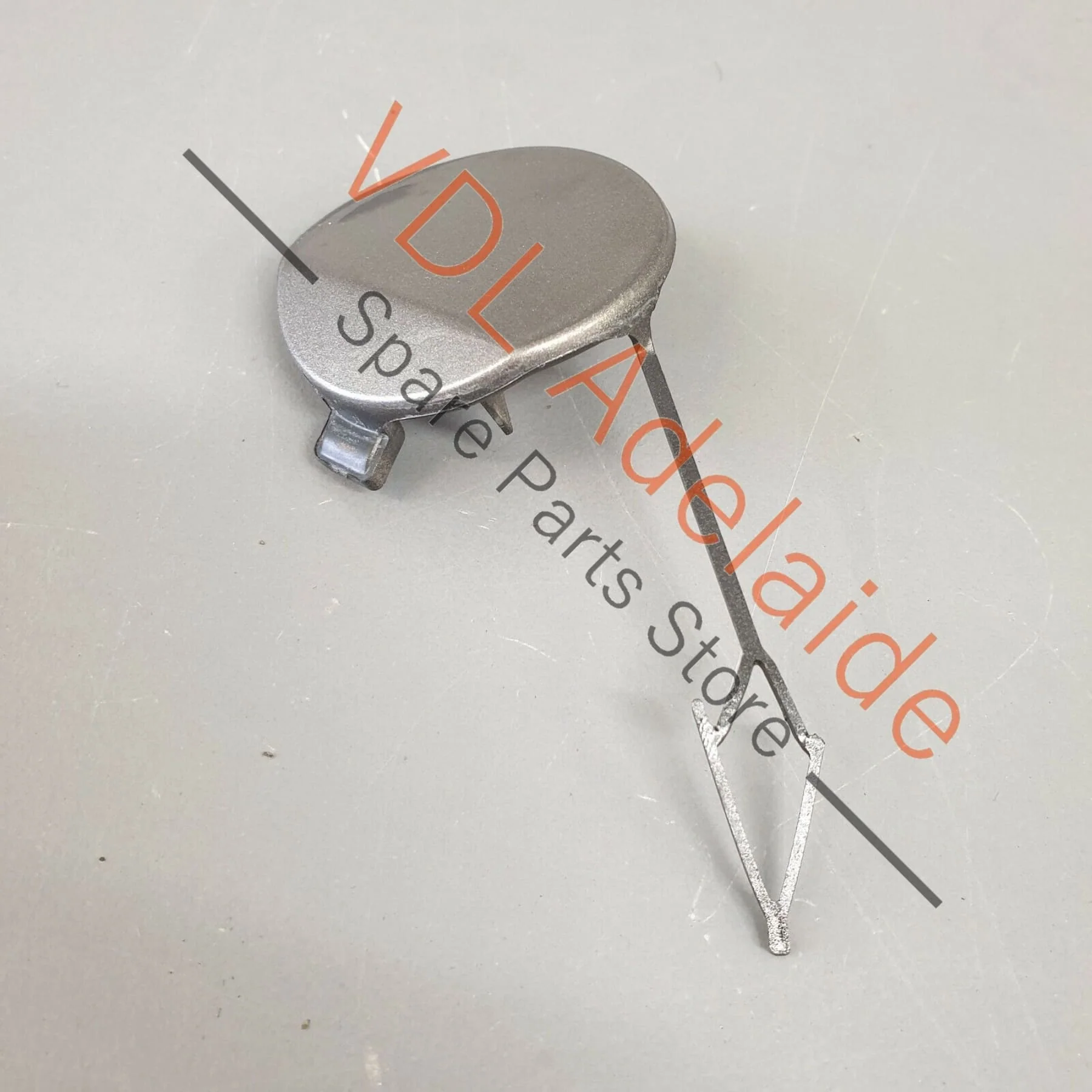 VW Golf MK7 Estate Wagon Rear Bumper Cover for Towing Eye Hook 5G9807441 Z1 / A7 - Image 3