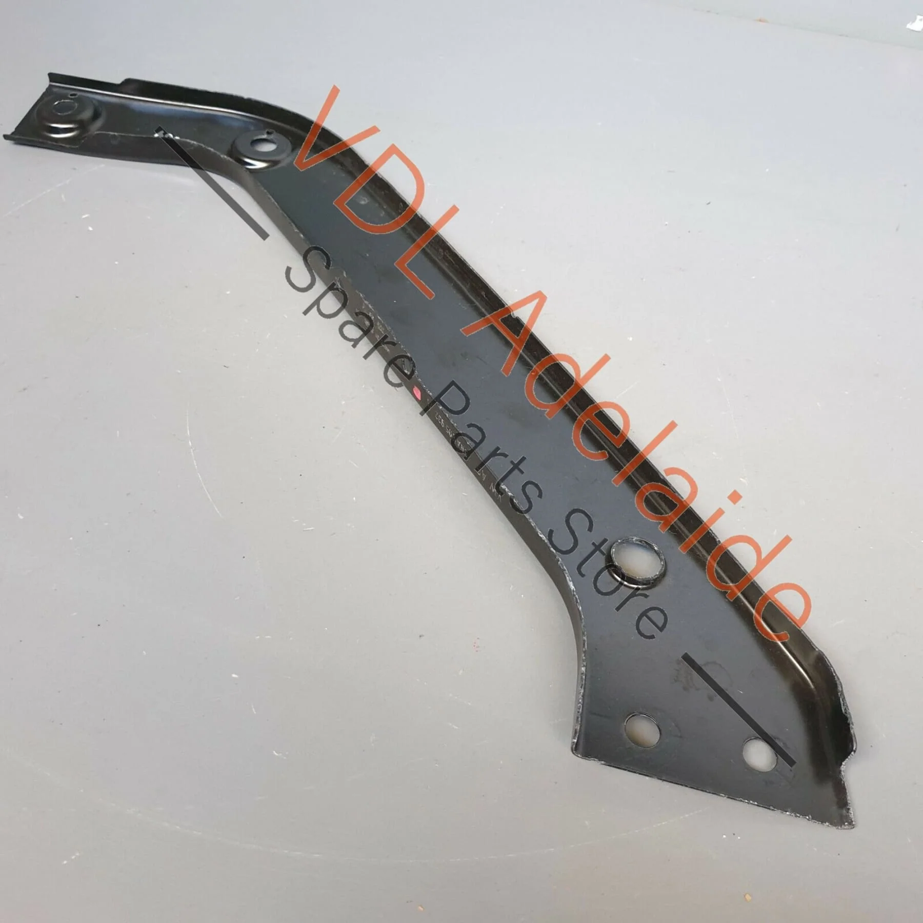 VW Tiguan MQB Mk2 Radiator Lock Carrier Right Upper Brace Support 5NA805932A - Image 7