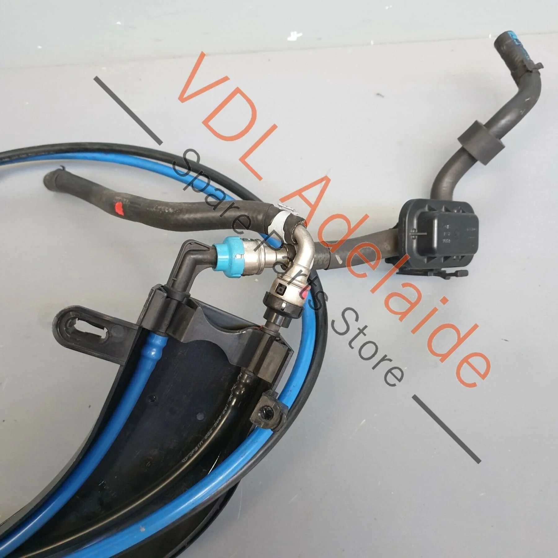 VW Golf MK7 Estate Wagon 2.0 Set of Diesel Fuel Lines 5Q0200059BS - Image 5