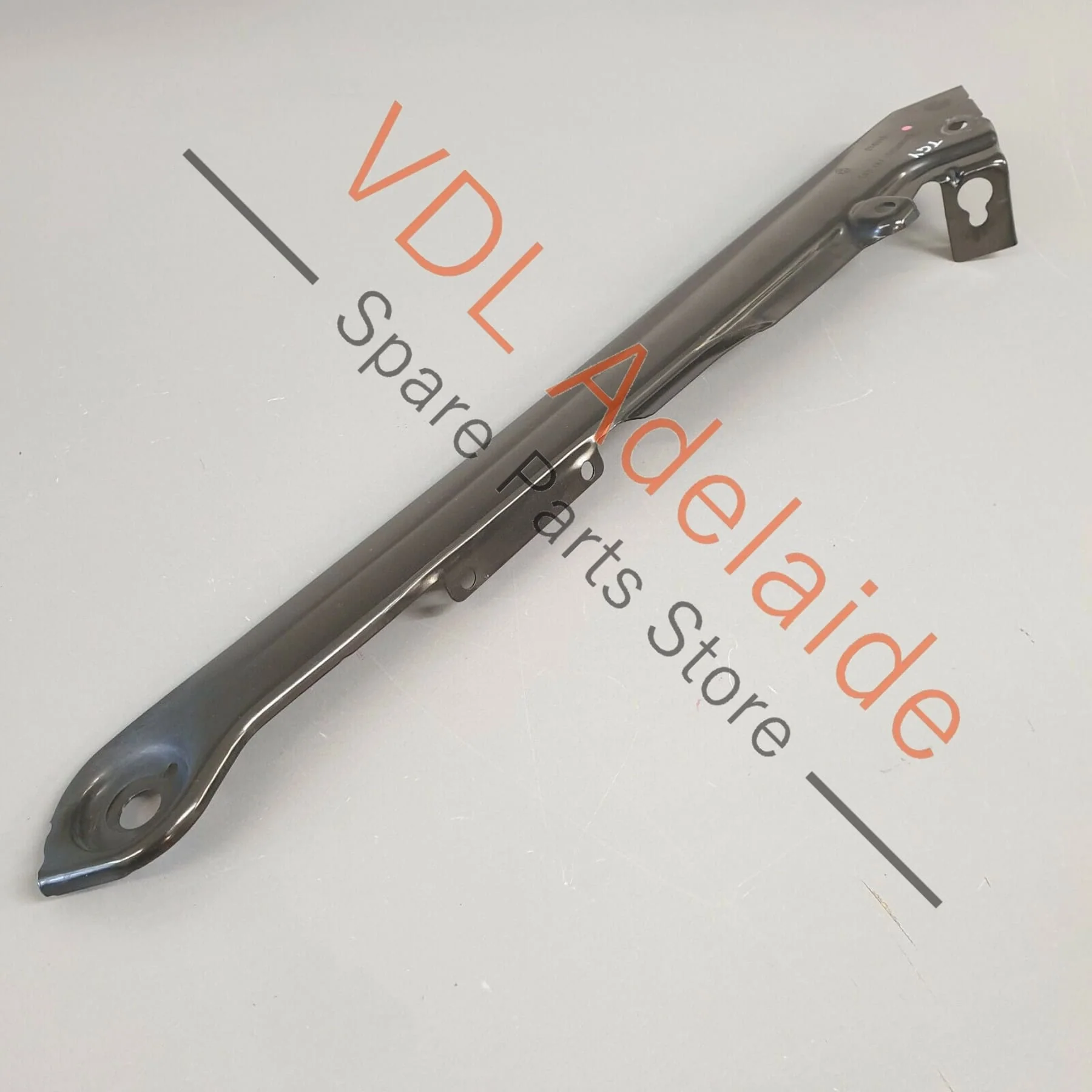 VW Golf MK7 Wagon Radiator Lock Carrier Left Upper Brace Support 5G0805931 - Image 6
