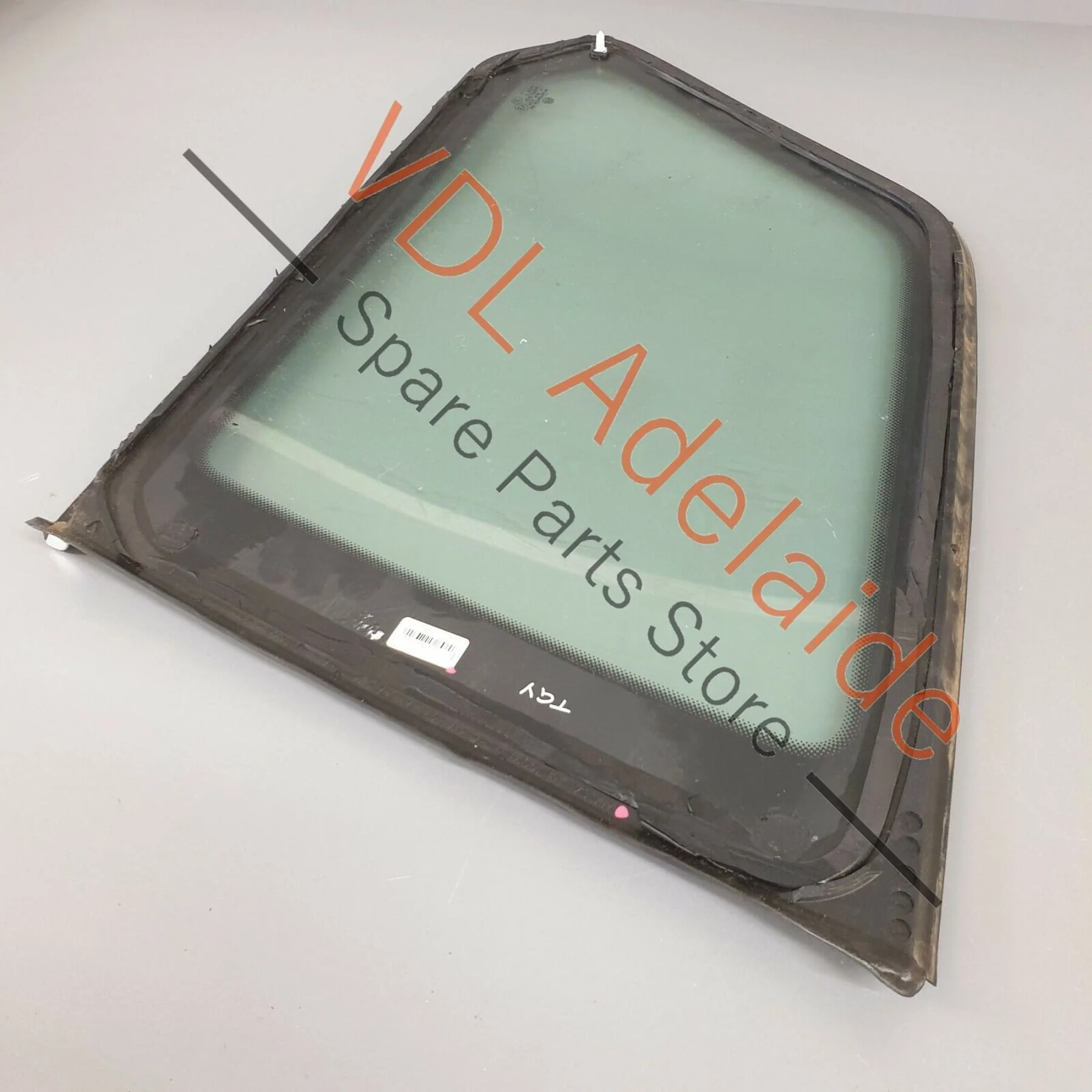 VW Golf MK7 Wagon Left Side Rear Hatch Window with Trim Moulding 5G9845297T - Image 8