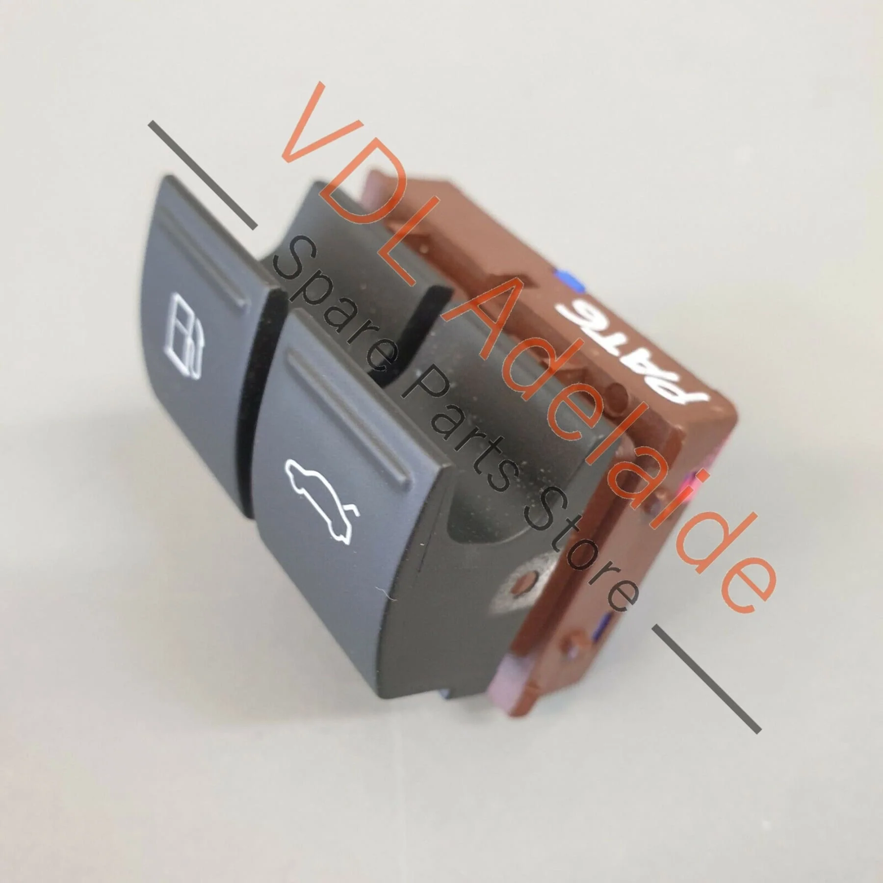 VW Passat R36 B6 3C Switch for Tailgate & Fuel Tank Flap Operation 3C0959903B - Image 4