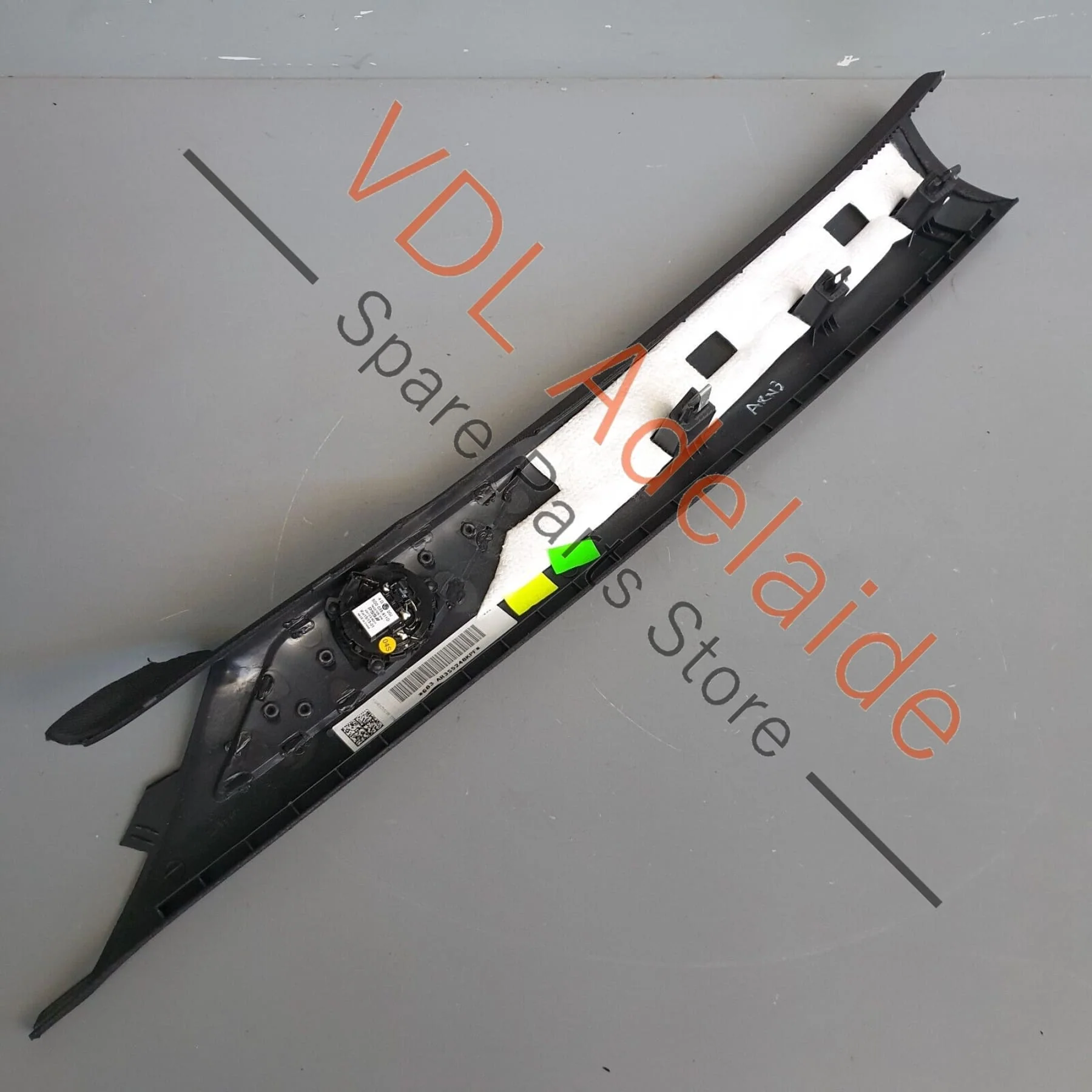 VW Golf R MK7 A-pillar Cladding Trim with Tweeter Right Upper Black 5G0867234R - Image 5