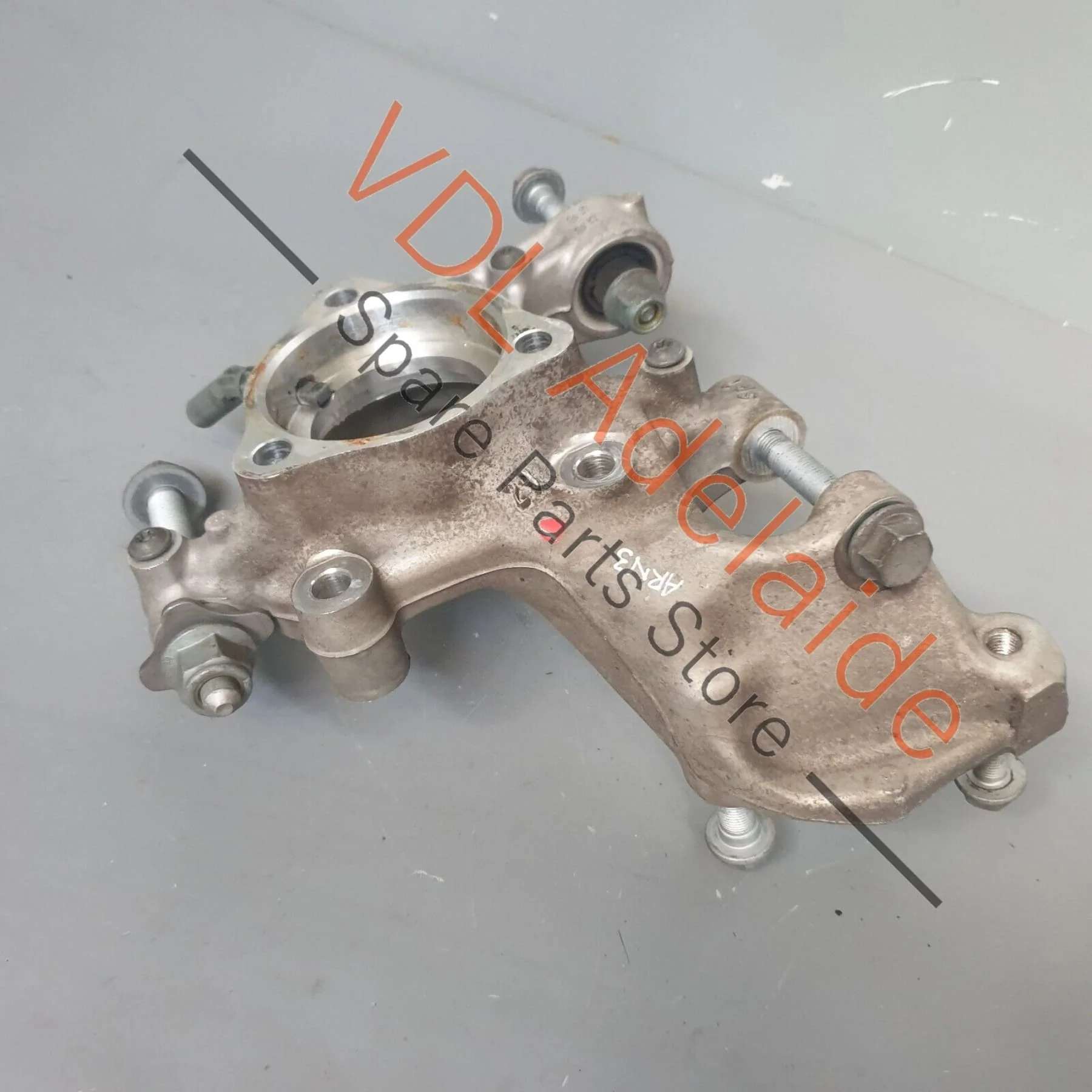 VW Golf R MK7 Rear LHS Left Wheel Bearing Housing Hub Knuckle 5Q0505435J - Image 3