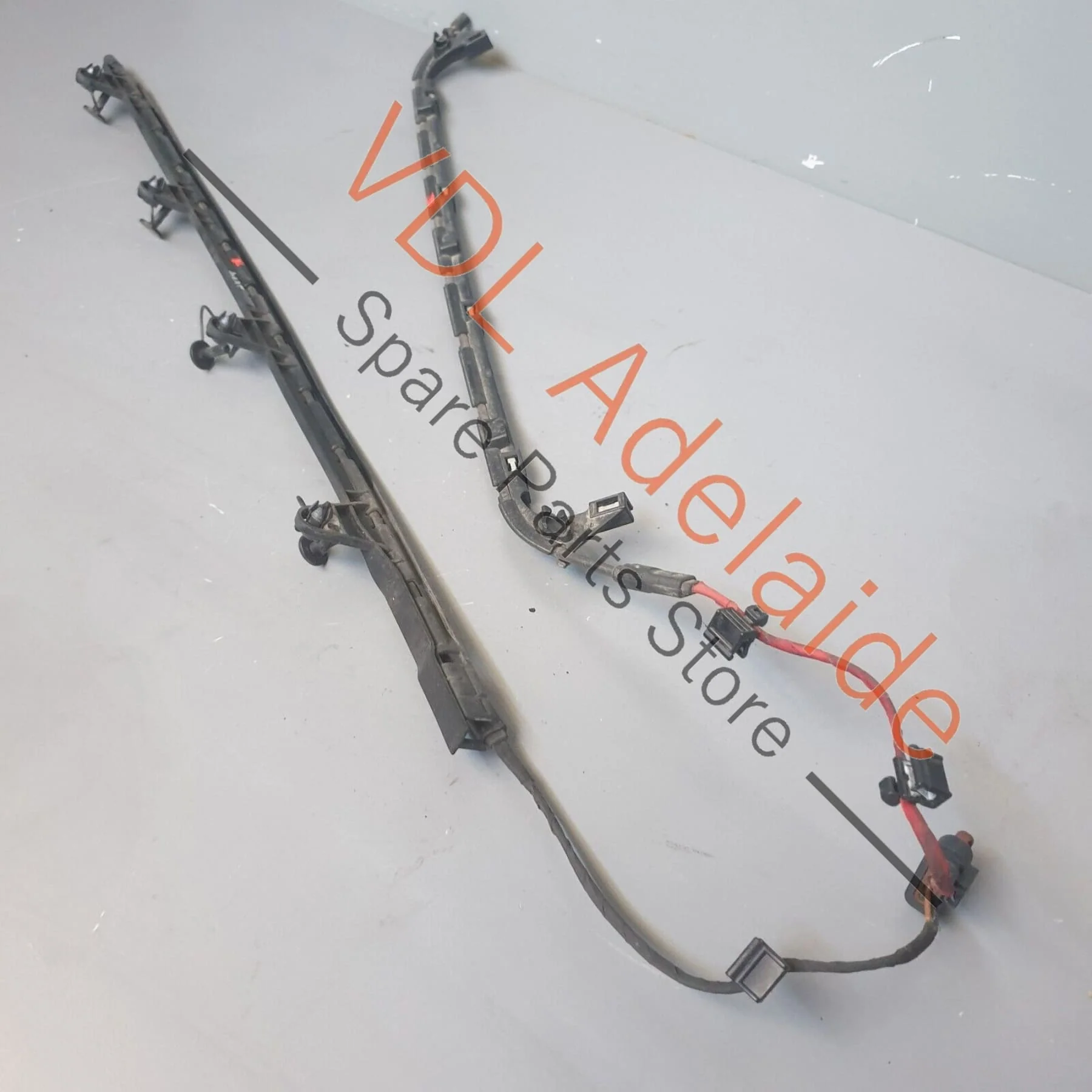 VW Tiguan MQB Mk2 Sensor for Automatic Rear Door Opening Boot 5NA962253 - Image 6