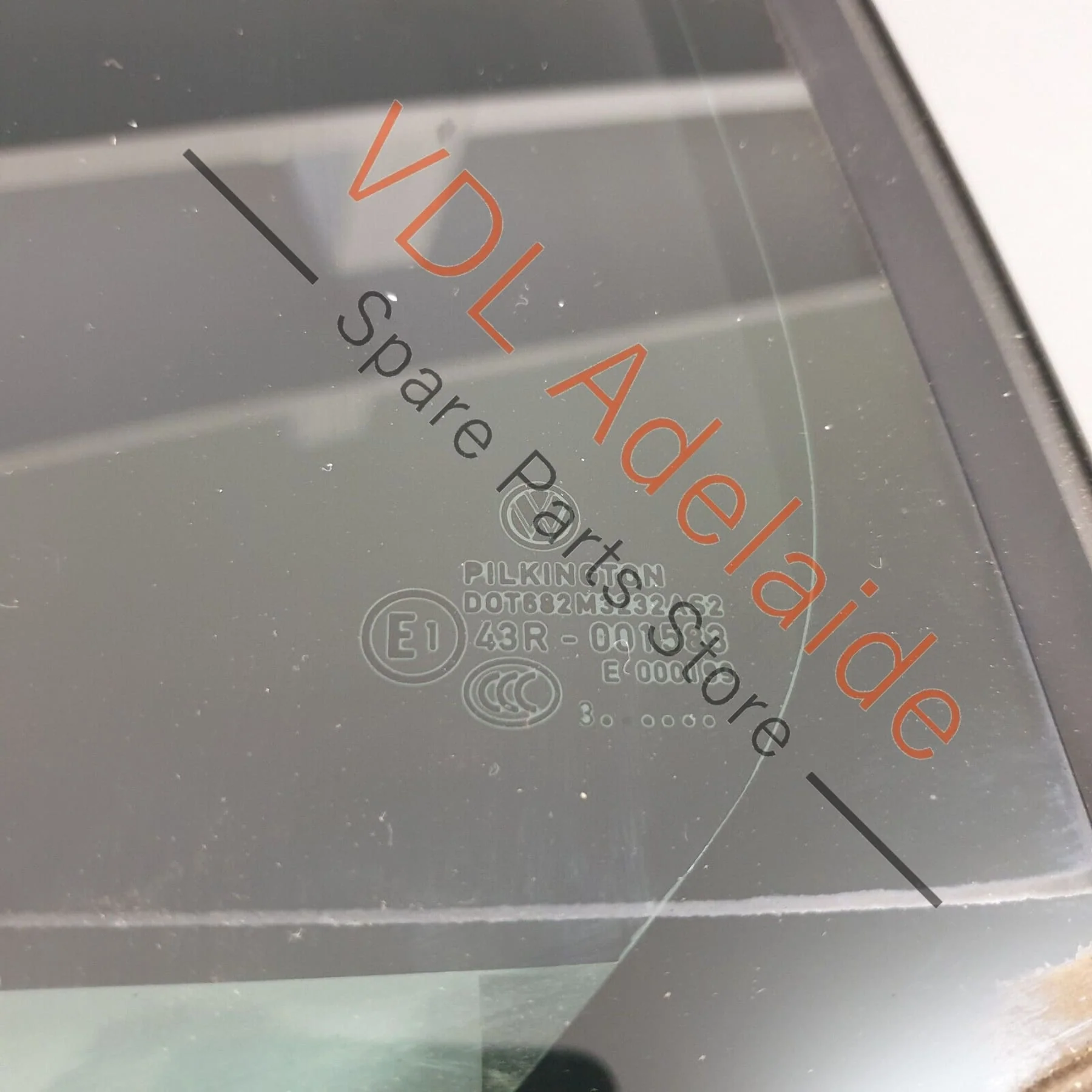 VW Golf MK7 Wagon Left LHS Fixed Window for Rear Door 5G9845213B - Image 6