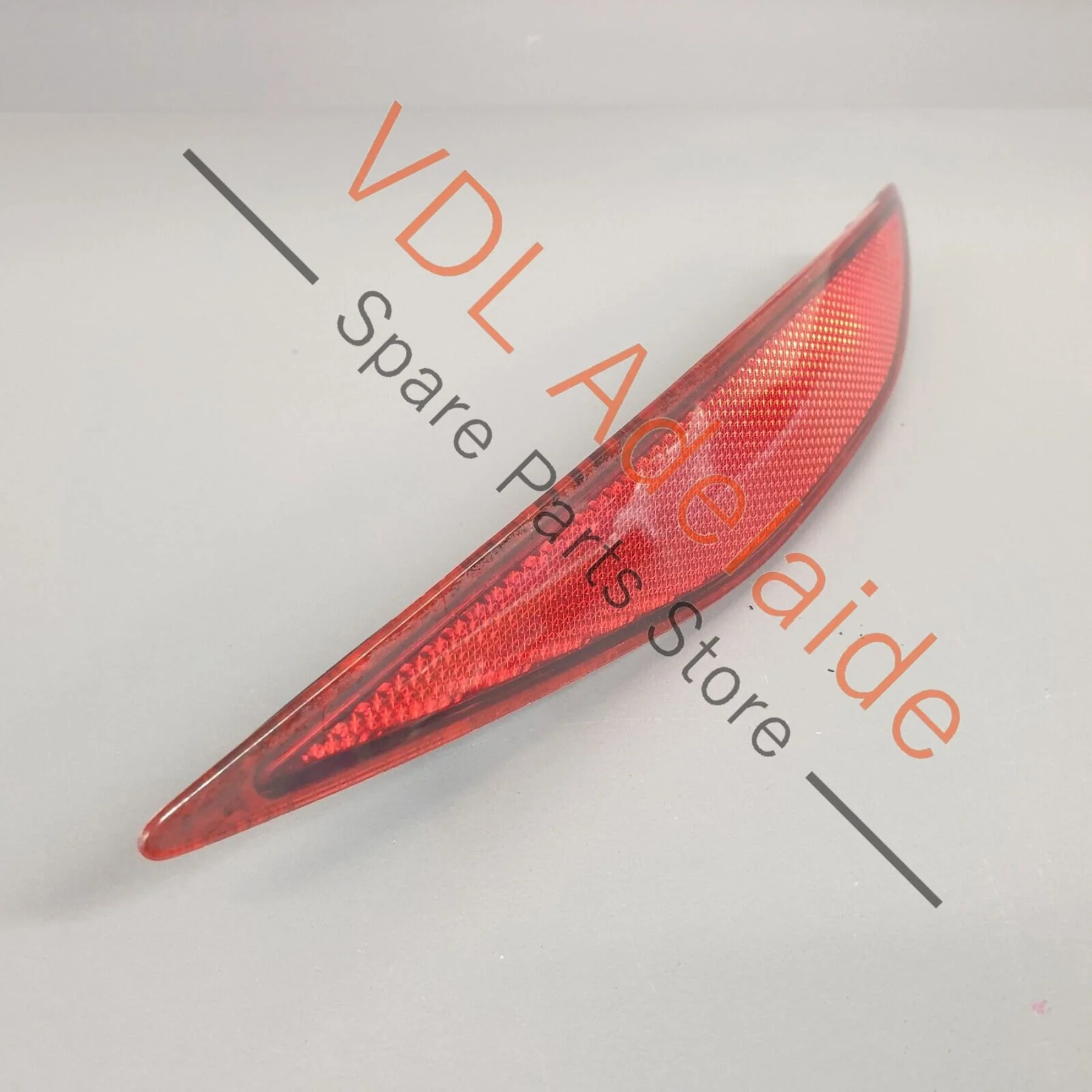 VW Golf Mk7 GTi Right Rear Bumper Light Reflector 5G0945106 - Image 3