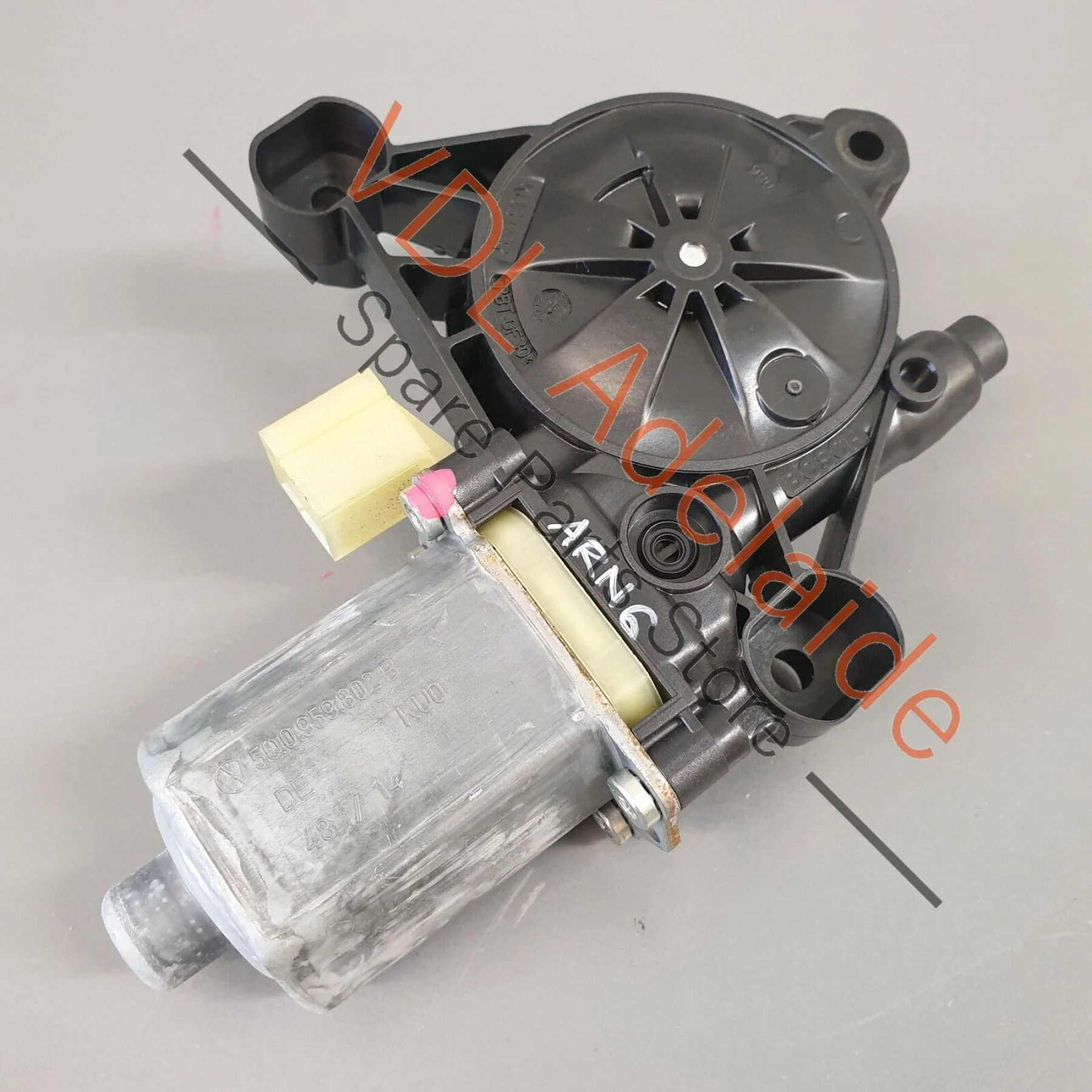 VW Golf GTi Mk7 Front Right Window Regulator Motor 5Q0959802B
