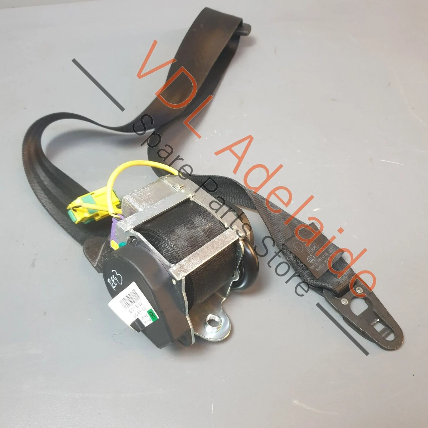 VW Touareg V10 7L Front Right Seatbelt 7L6857706A