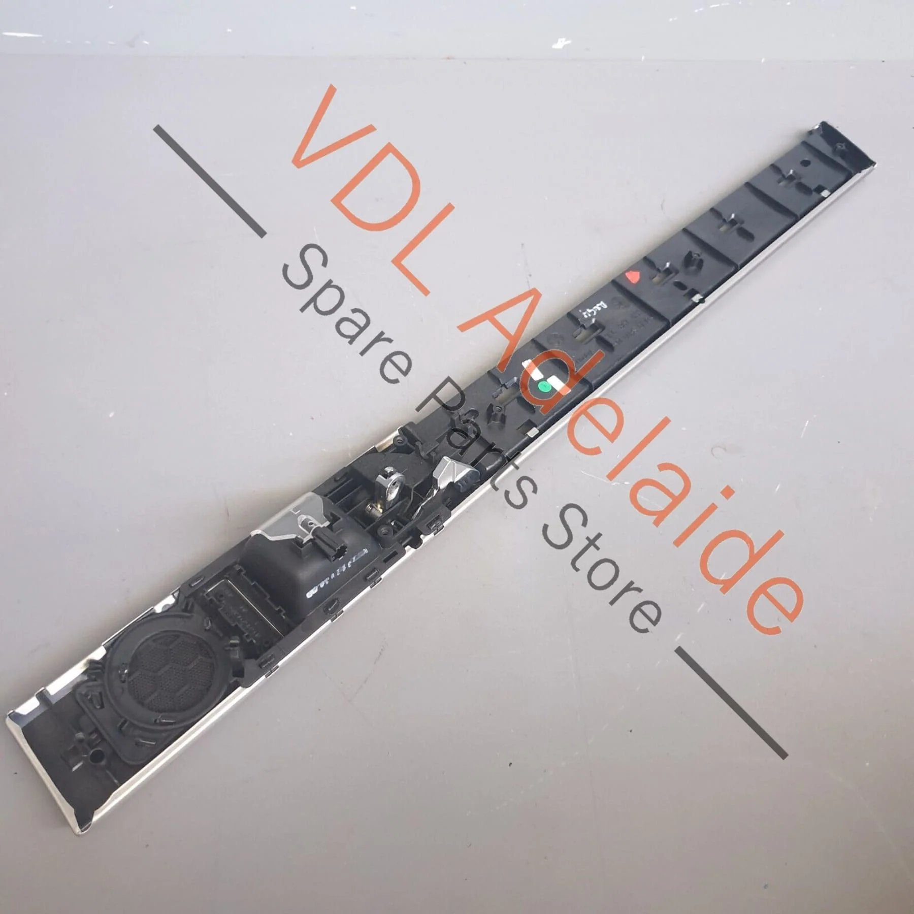 VW Touareg V10 7L Interior Rear Left Aluminium Door Trim Insert - Image 5