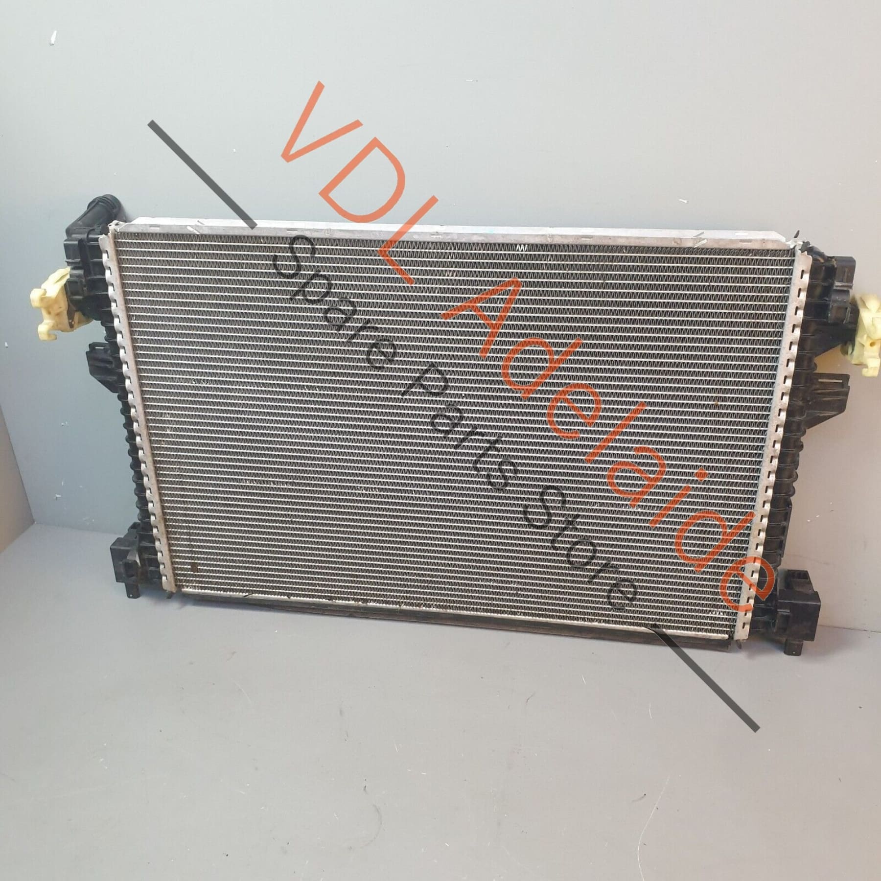 VW MQB 1.2 / 1.4 / 2.0 Additional Radiator Core 5Q0121251FB 5Q0121251HQ Genuine & Low Km