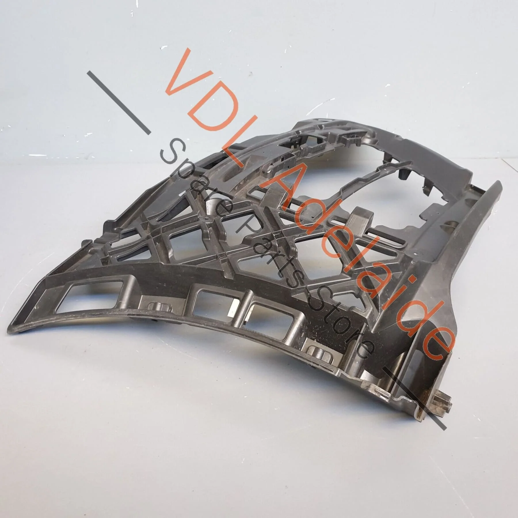 VW Golf R MK7 Front Bumper Right Side Support Element Backing Bracket 5G0807724C - Image 7