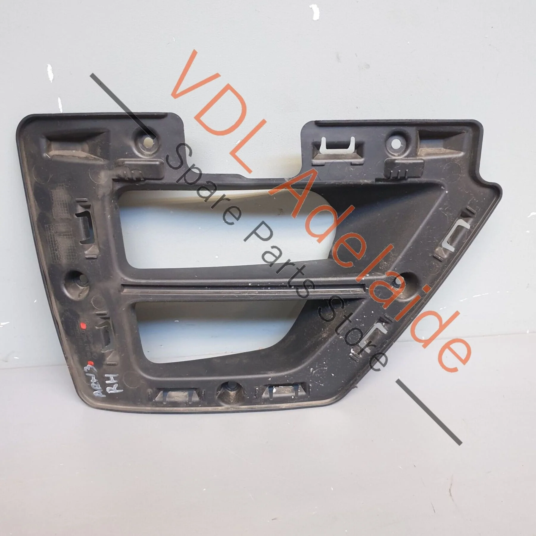 VW Golf R MK7 Front Bumper Right RHS Radiator Lower Vent Backing Closing Element