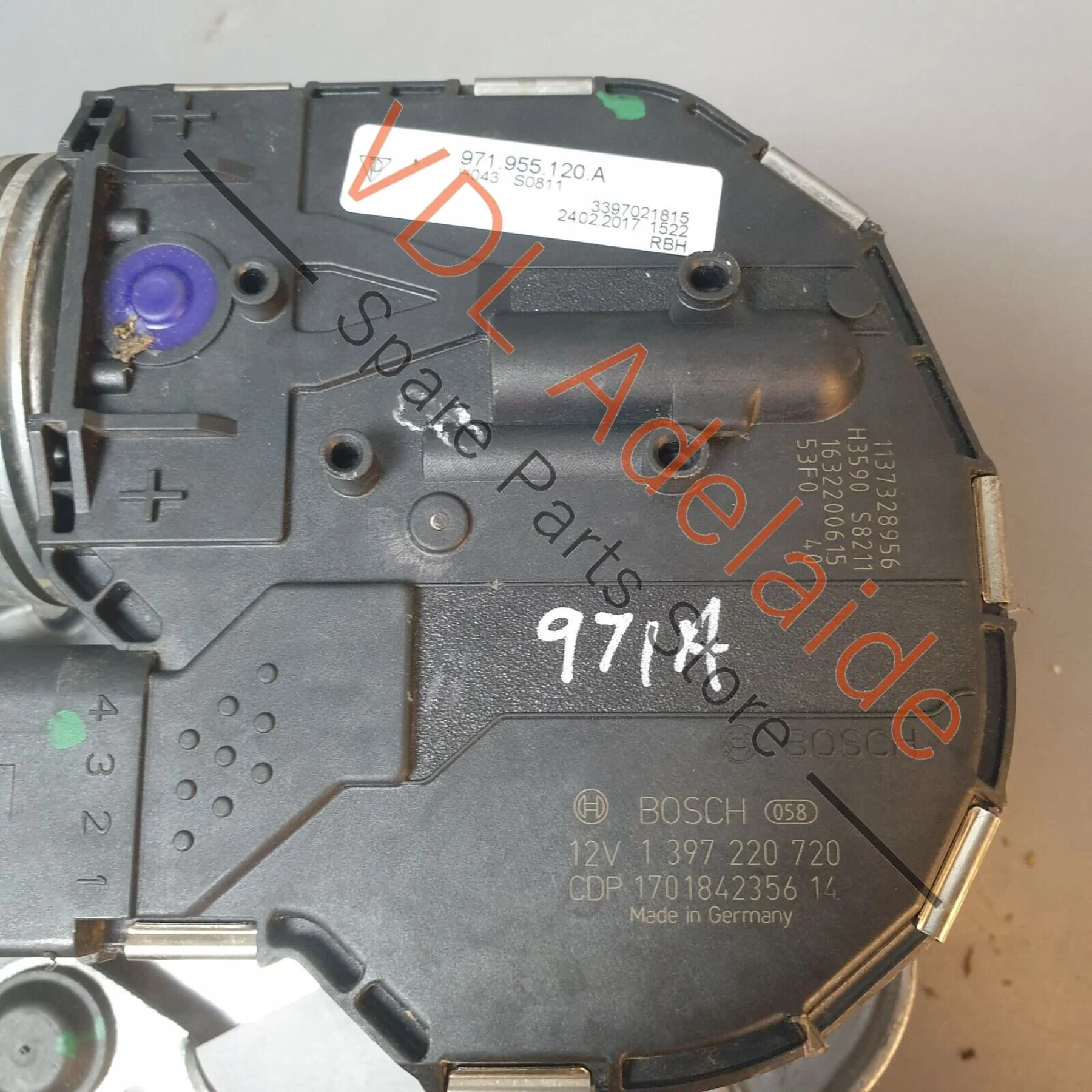 Porsche Panamera Turbo 971 RHD Windscreen Wiper Motor & Crank Arms 971955024A - Image 8
