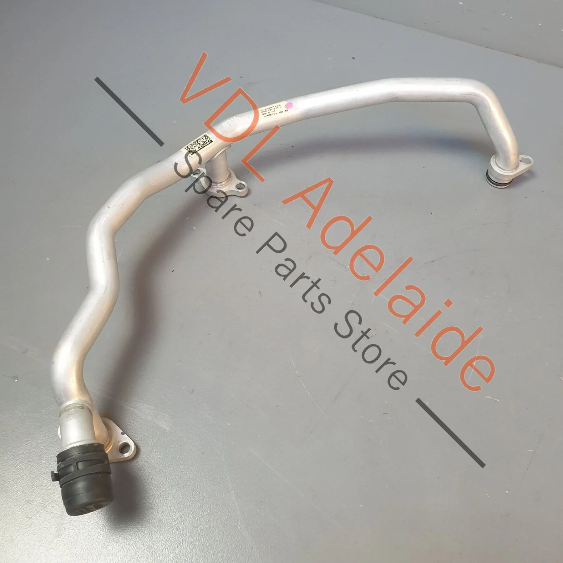 Porsche Panamera Turbo 971 Coolant Hose Back of Engine - Image 2