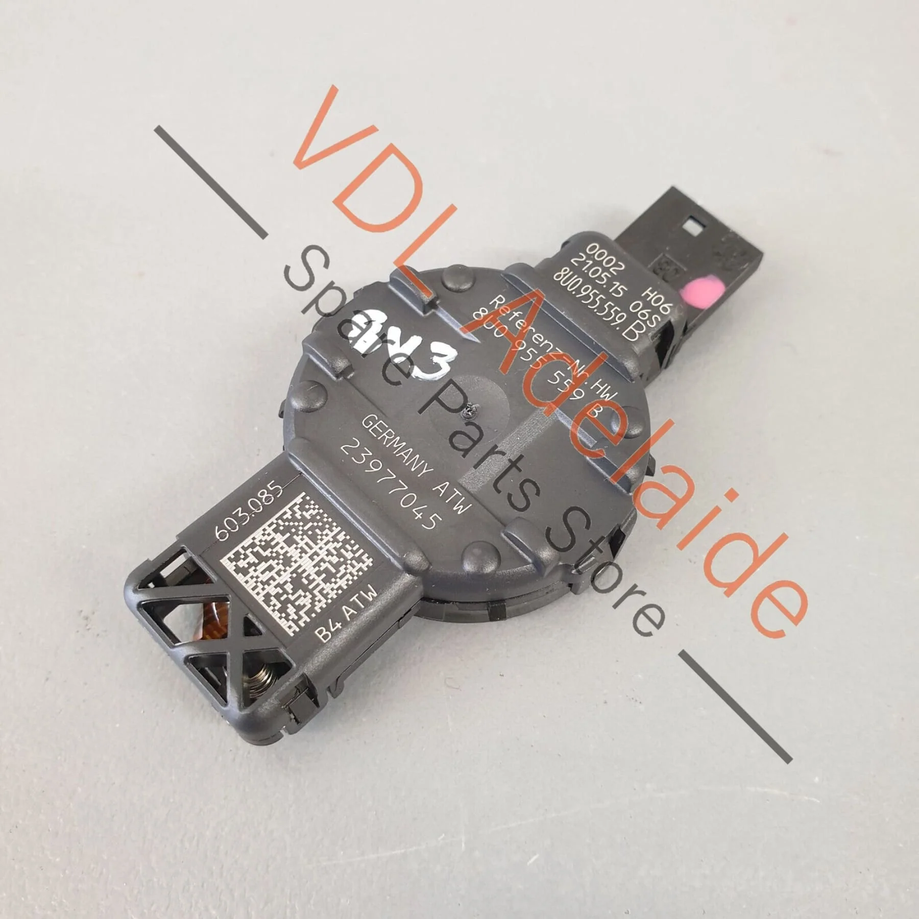 Audi RS3 S3 A3 8V Windscreen Sensor for Air Humidity, Rain & Light Detection
