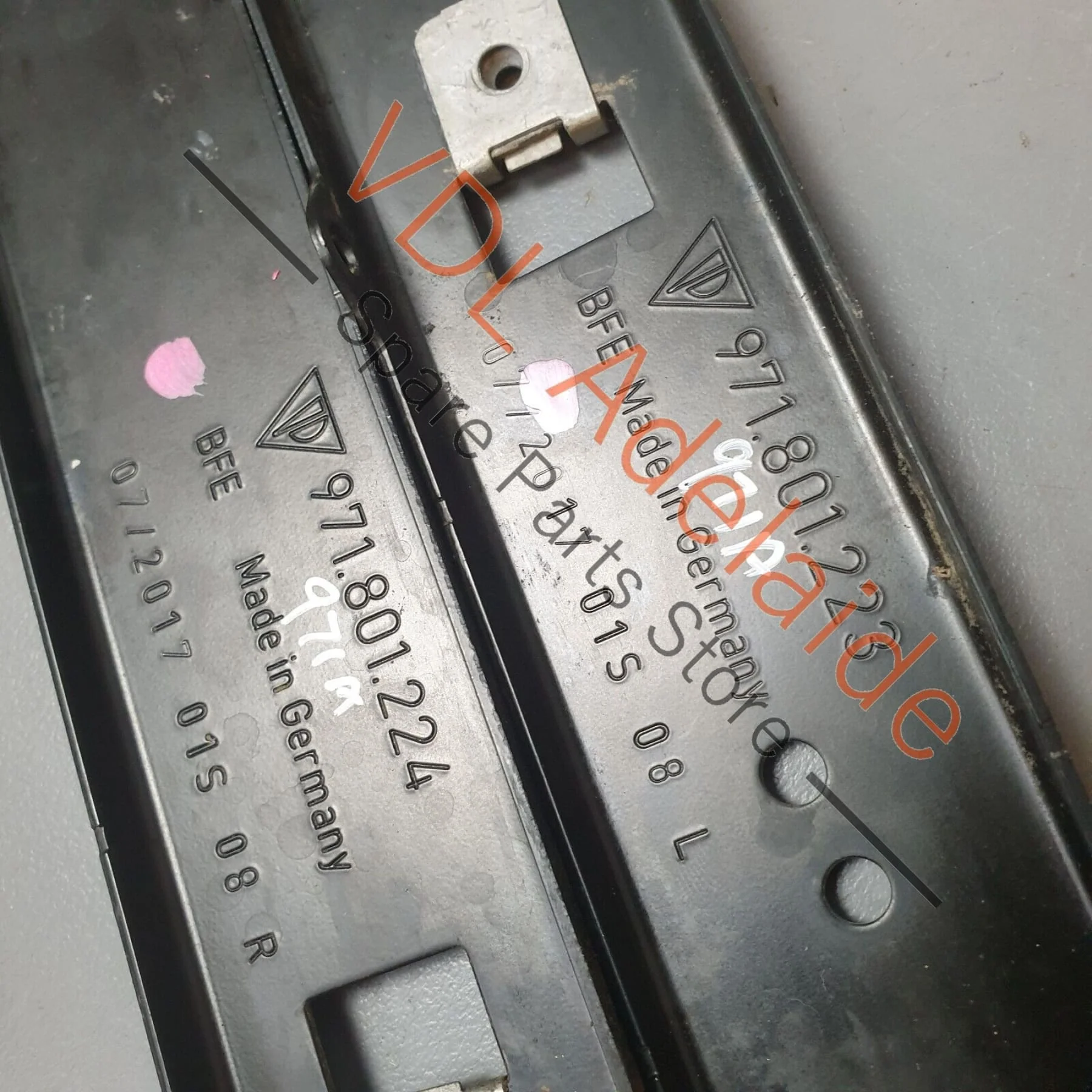 Porsche Panamera Turbo 971 Pair of Brace Sill Strut Left & Right - Image 5