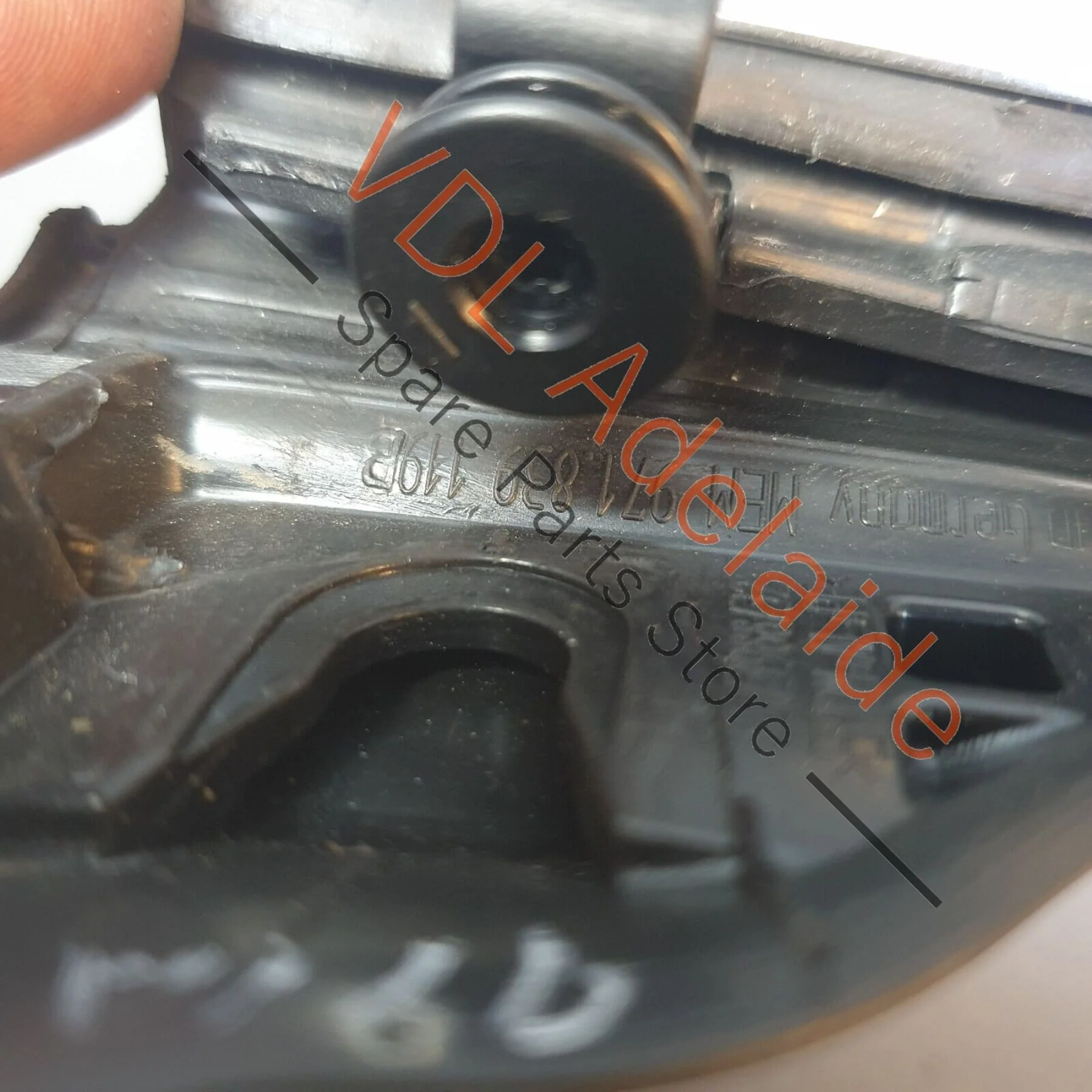 Porsche Panamera Turbo 971 Right Rear Door Exterior Weather Seal - Image 8