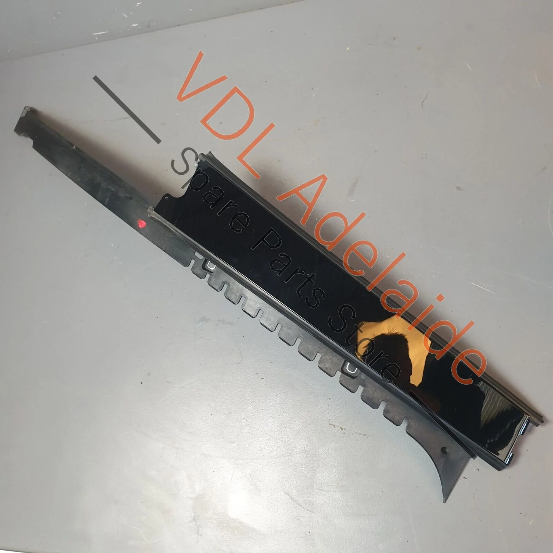 Porsche Panamera Turbo 971 Left Rear Door Exterior B Pillar Trim 971853289 - Image 4