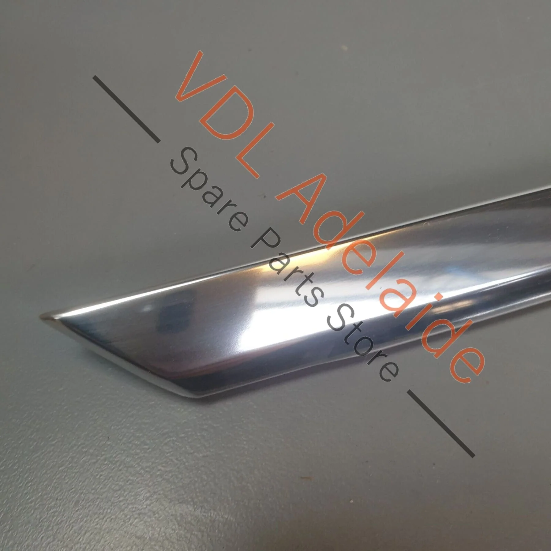 Porsche Panamera Turbo 971 Right Front Window Slot Seal Door Exterior Chrome - Image 4