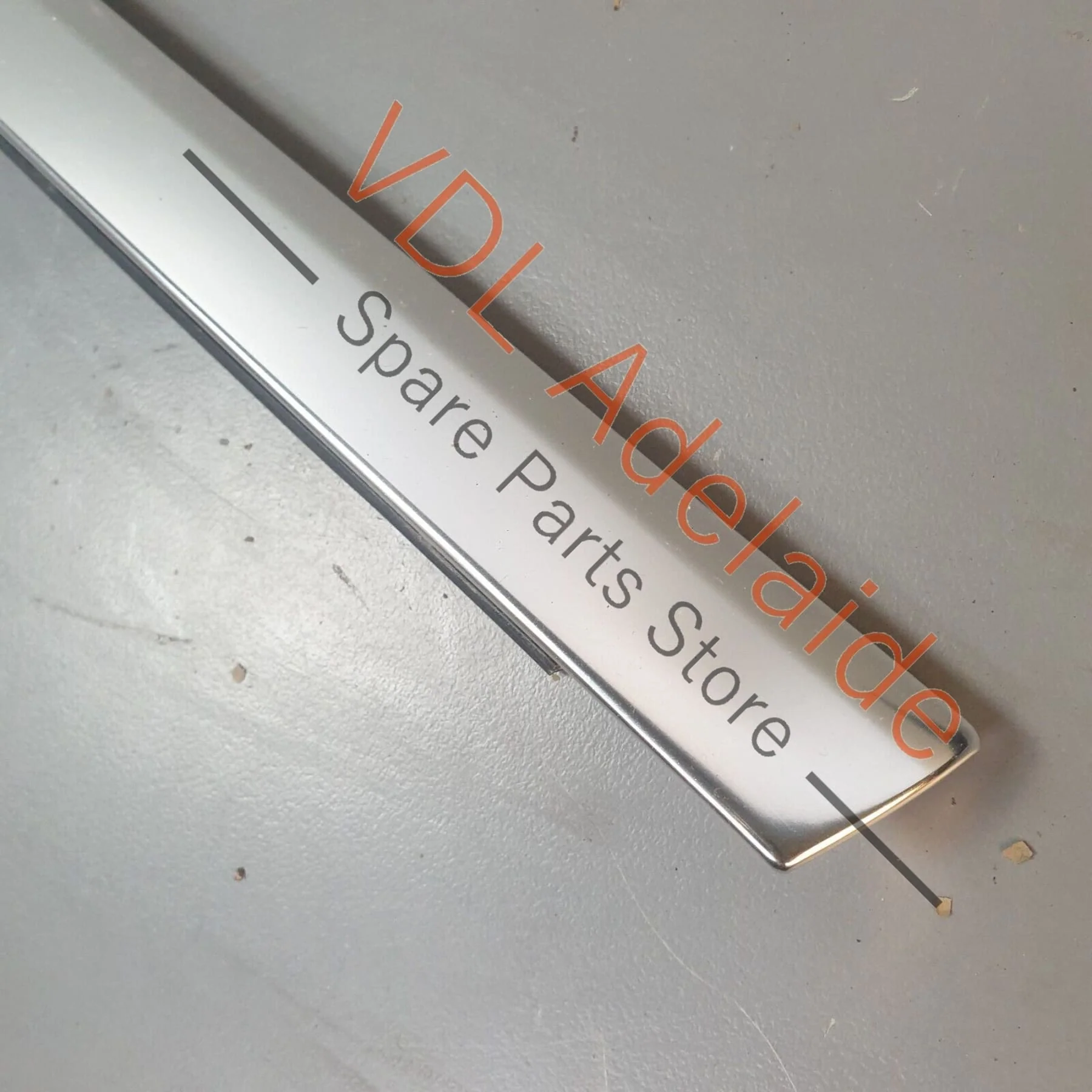 Porsche Panamera Turbo 971 Left Front Window Slot Seal Door Exterior Chrome - Image 4