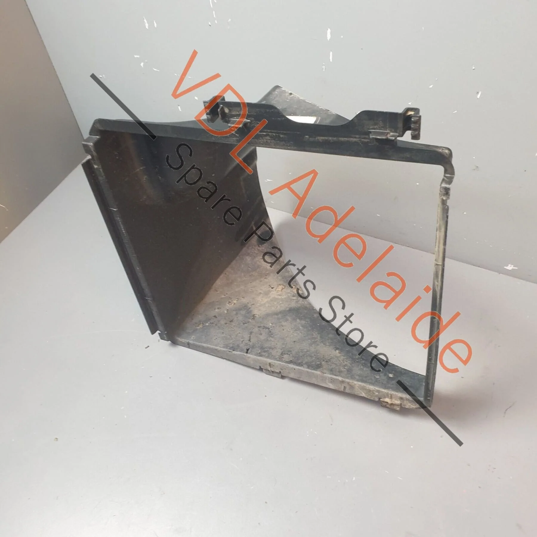 Porsche Panamera Turbo 971 Air Duct for Rear Left Intercooler 971121673E