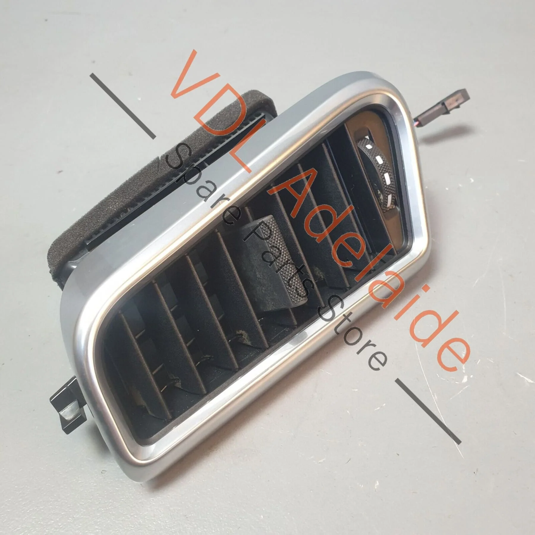 Porsche Panamera Turbo 971 B Pillar Rear Left Passenger AIr AC Vent - Image 6