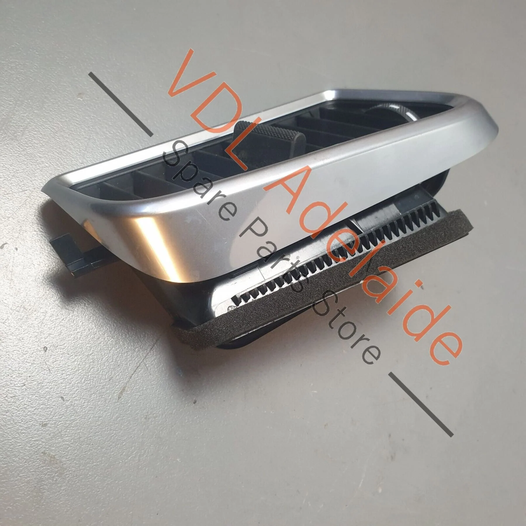 Porsche Panamera Turbo 971 B Pillar Rear Right Passenger Air AC Vent - Image 5