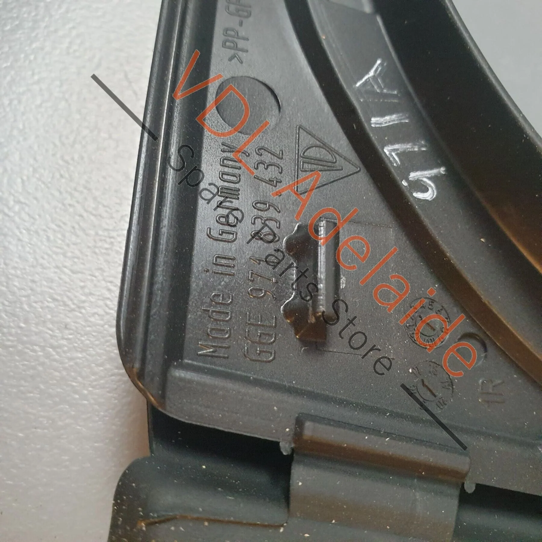 Porsche Panamera Turbo 971 Rear Left Window Seal Guide Gasket - Image 6