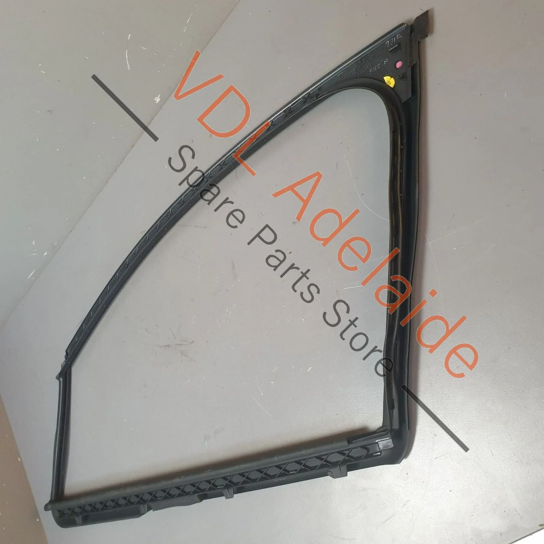 Porsche Panamera Turbo 971 Front Right Window Seal Guide Gasket - Image 6