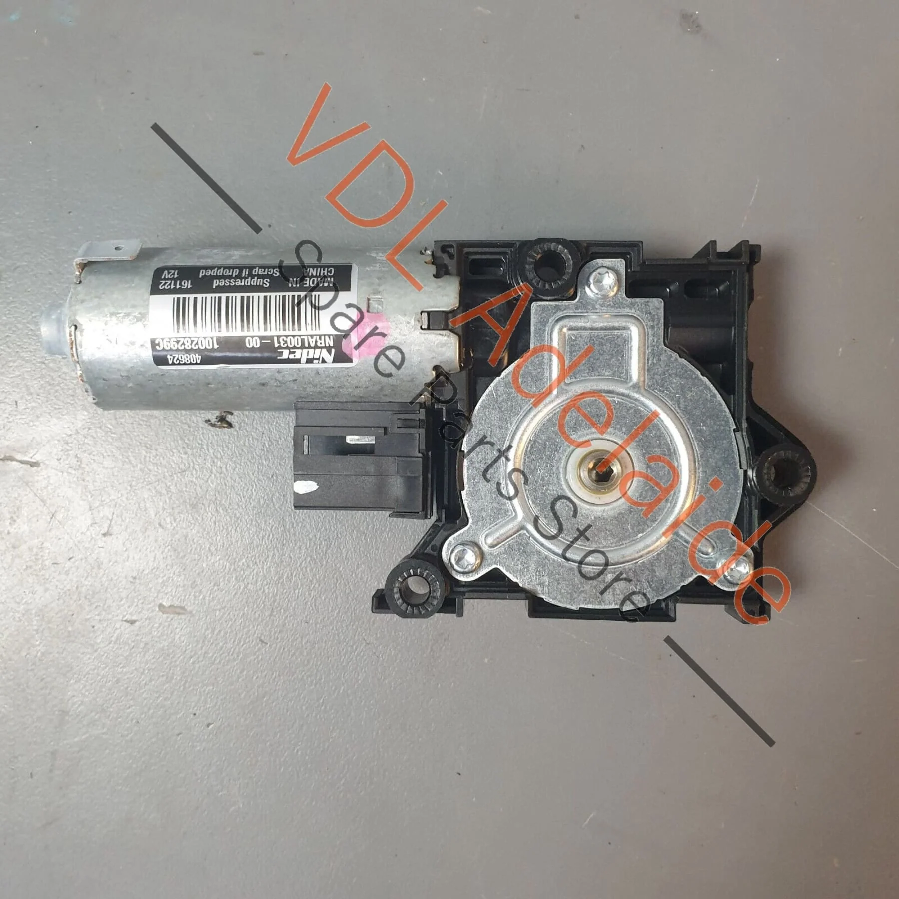 Porsche Panamera Turbo 971 Glass Sliding Roof Sunroof Motor 9A795959100 - Image 2