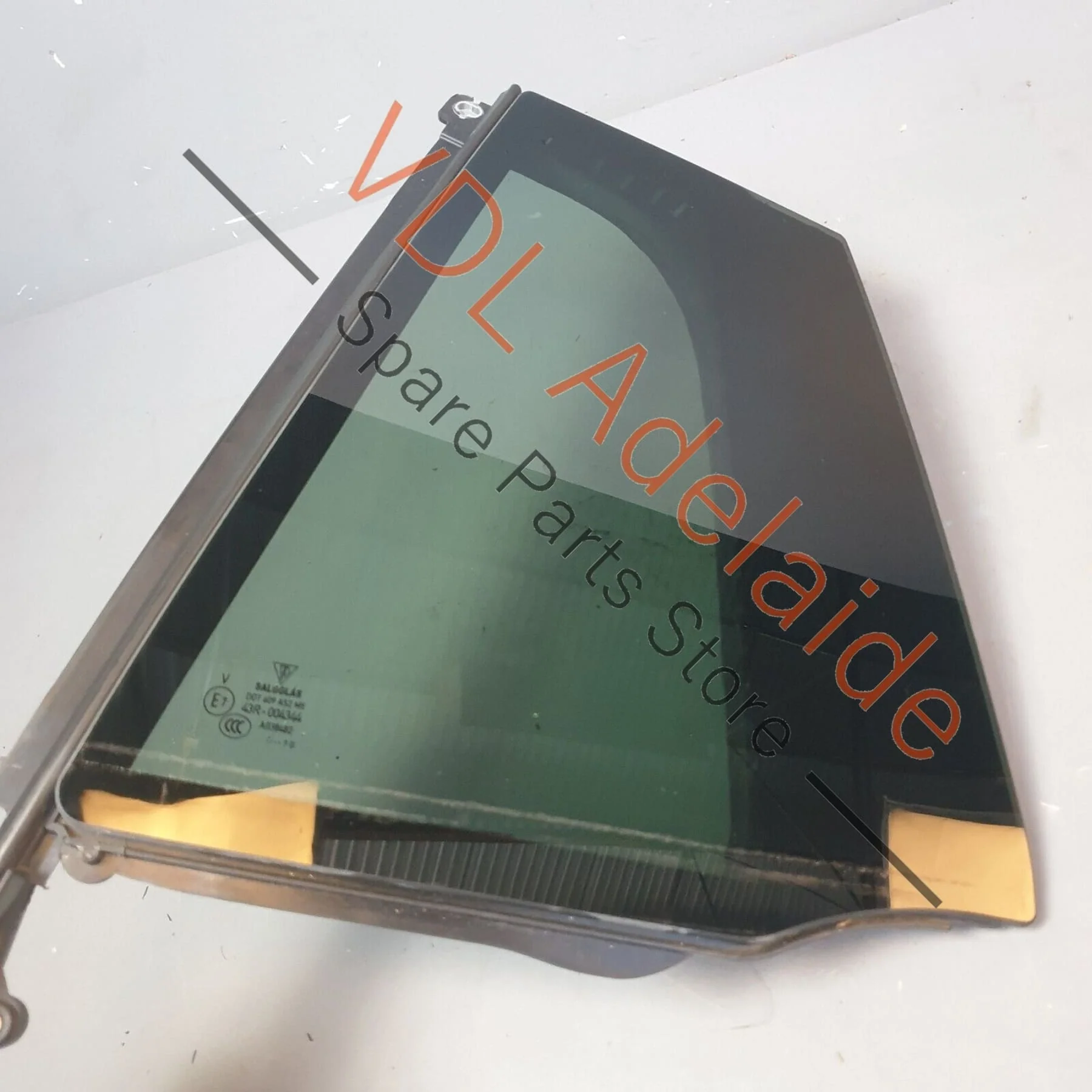 Porsche Panamera Turbo 971 Rear Left Door Quarter Window Glass - Image 2