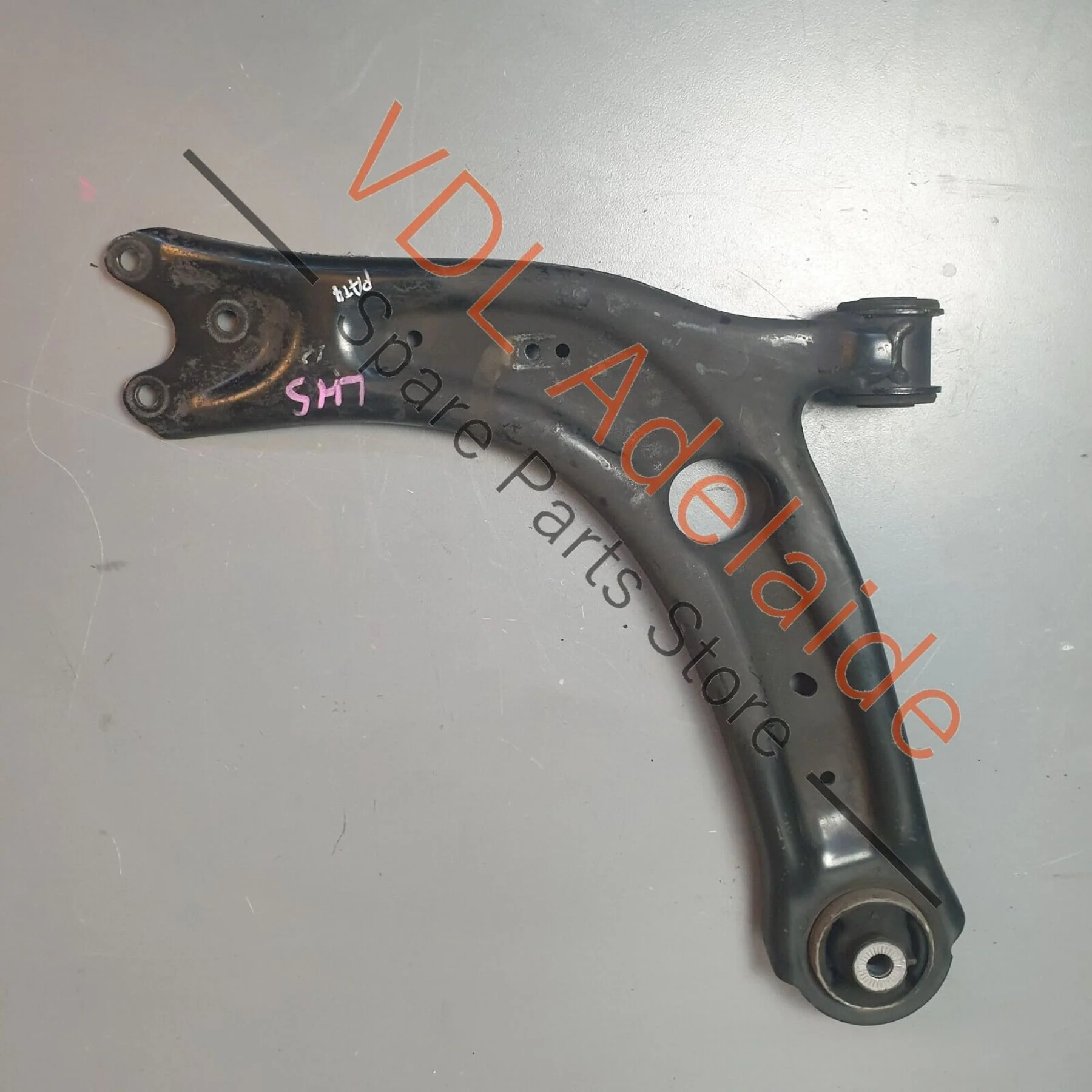 VW Passat B8 Front Left Lower Control Arm LCA Wishbone 3Q0407151E