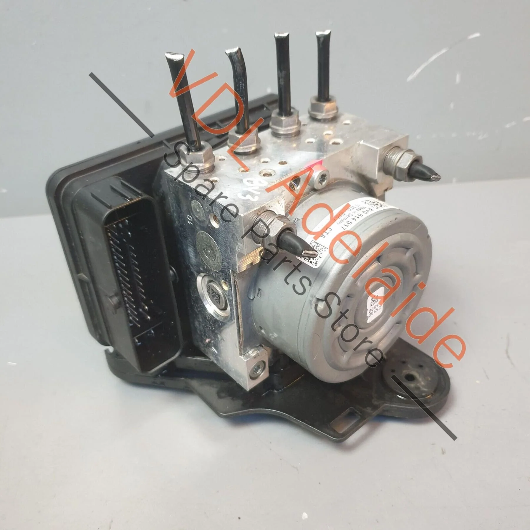 Audi RS3 8V ABS ESC Brake Pump Module 8V0614517A BEF - Image 3